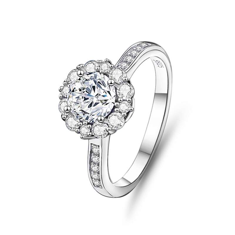 Cluster-set small diamond - sapphire luxurious ring