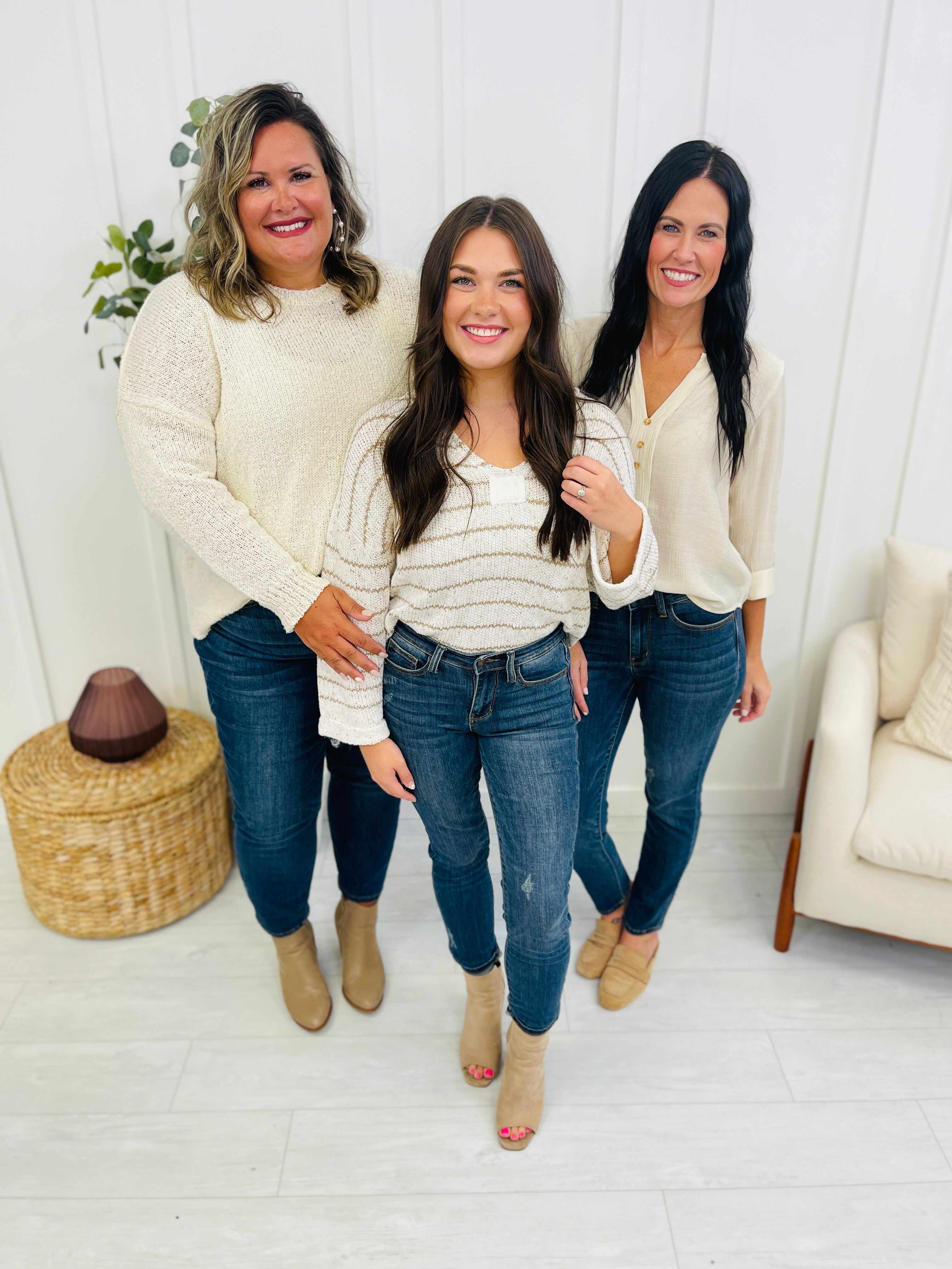 Mid Rise Plus/Reg Everyday Essential Relaxed Fit Jeans - Multiple Inseams!
