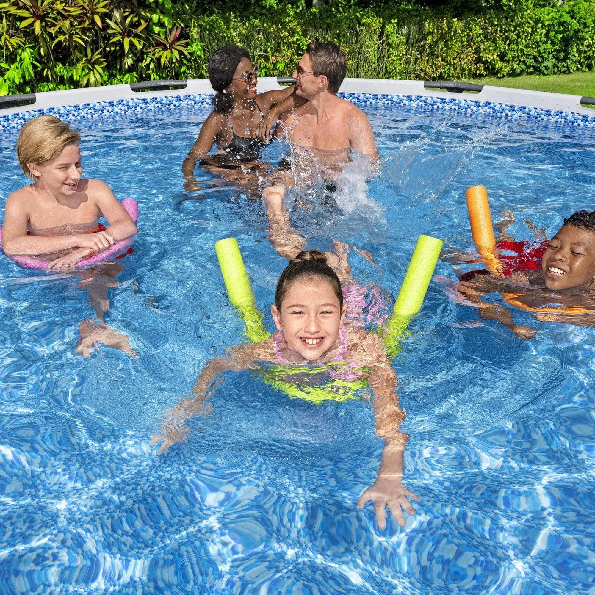 Bestway Steel Pro MAX Round Above Ground Swimming Pool Outdoor