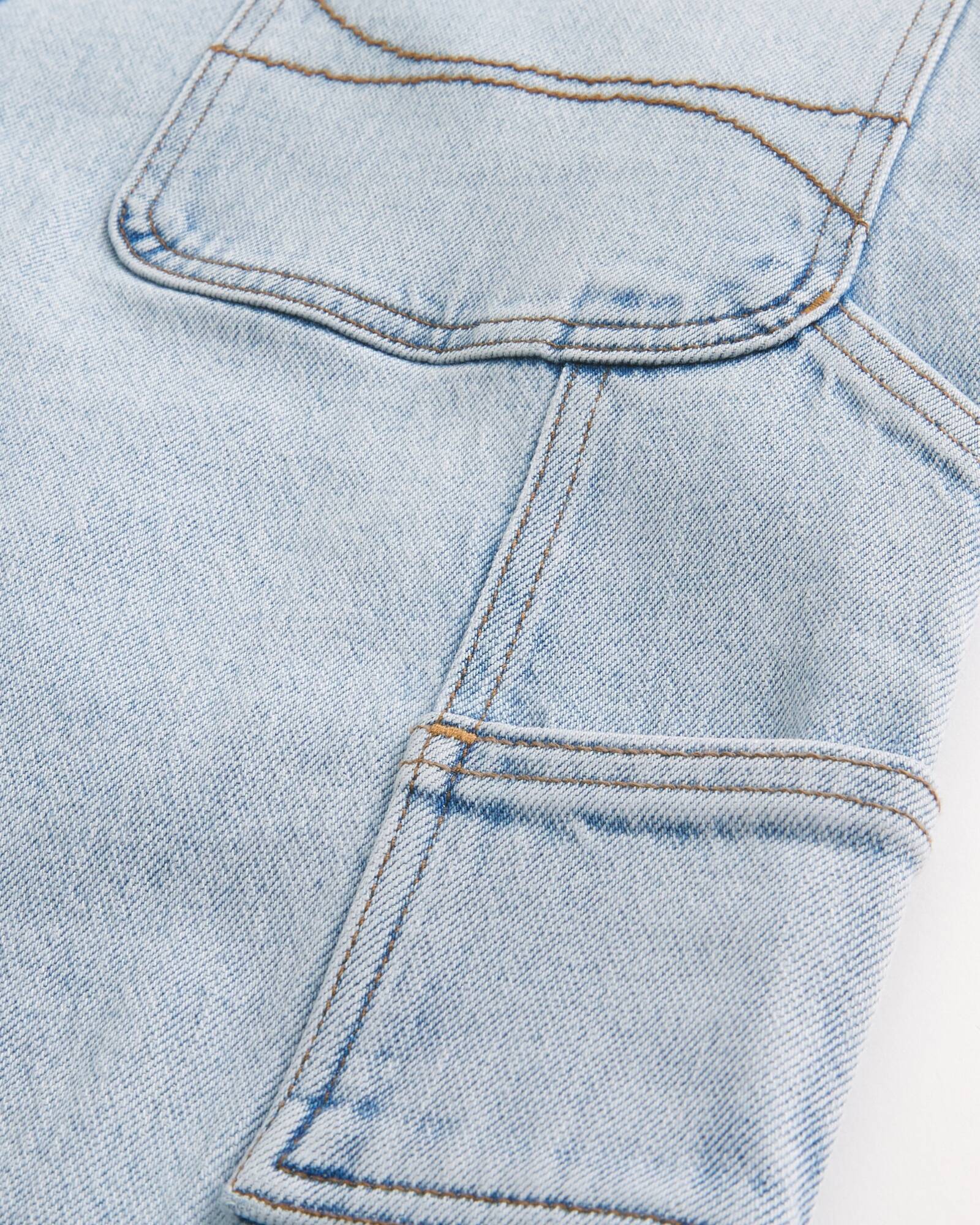 Loose Carpenter Jeans