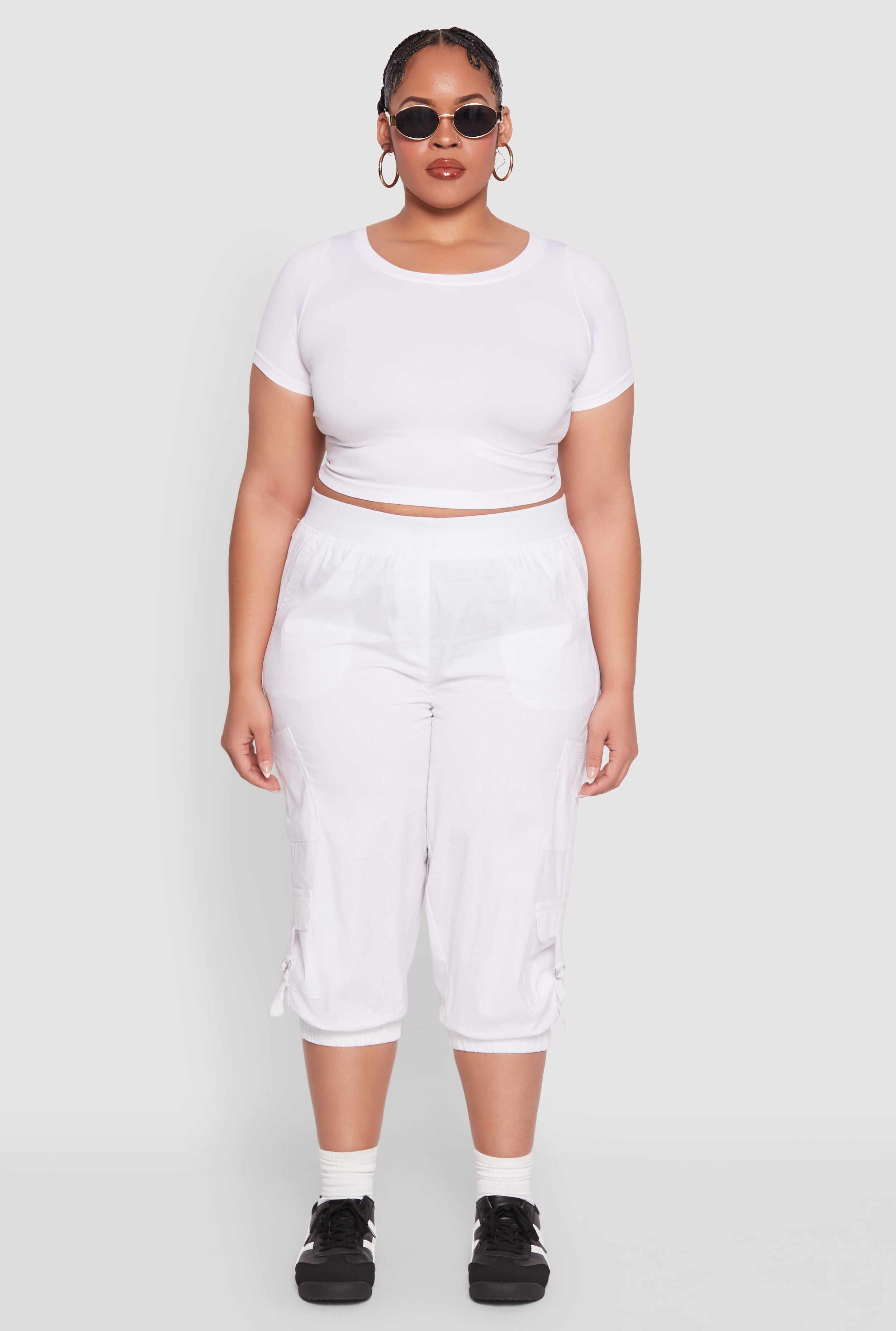 Plus Size Poplin D Ring Cargo Pocket Capri Pants