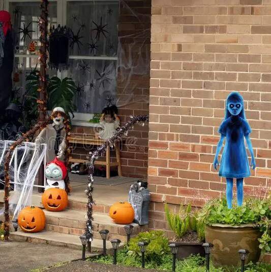 👻Haunted Twin Ghost Yard Stakes – Halloween Decor🎃