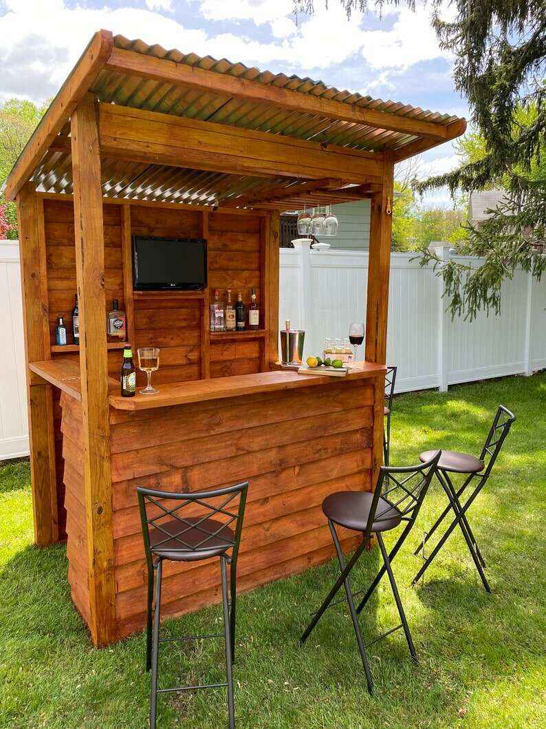 THE ORIGINAL Yard Bar - The Temple Bar 6x4 (Small) by Taverns-To-Go