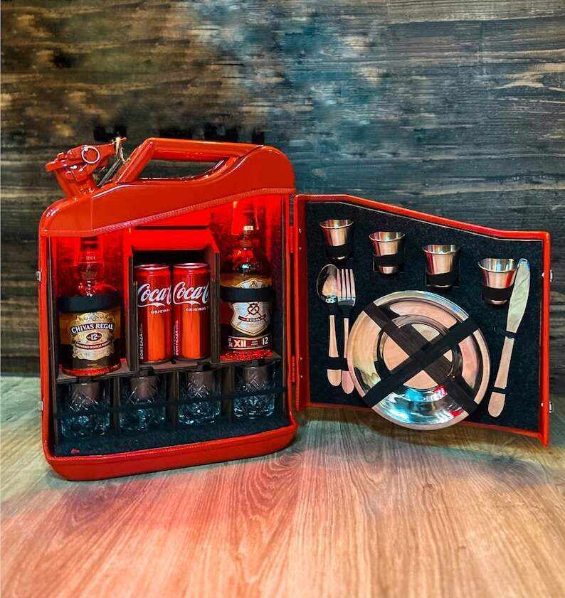 20 L Metal Red Jerry Can Mini Bar, Metal Mini Bar With Wood Inside With Picnic Set, Custom Fuel Bar, Valenetine's Day Gift, Gift for Him