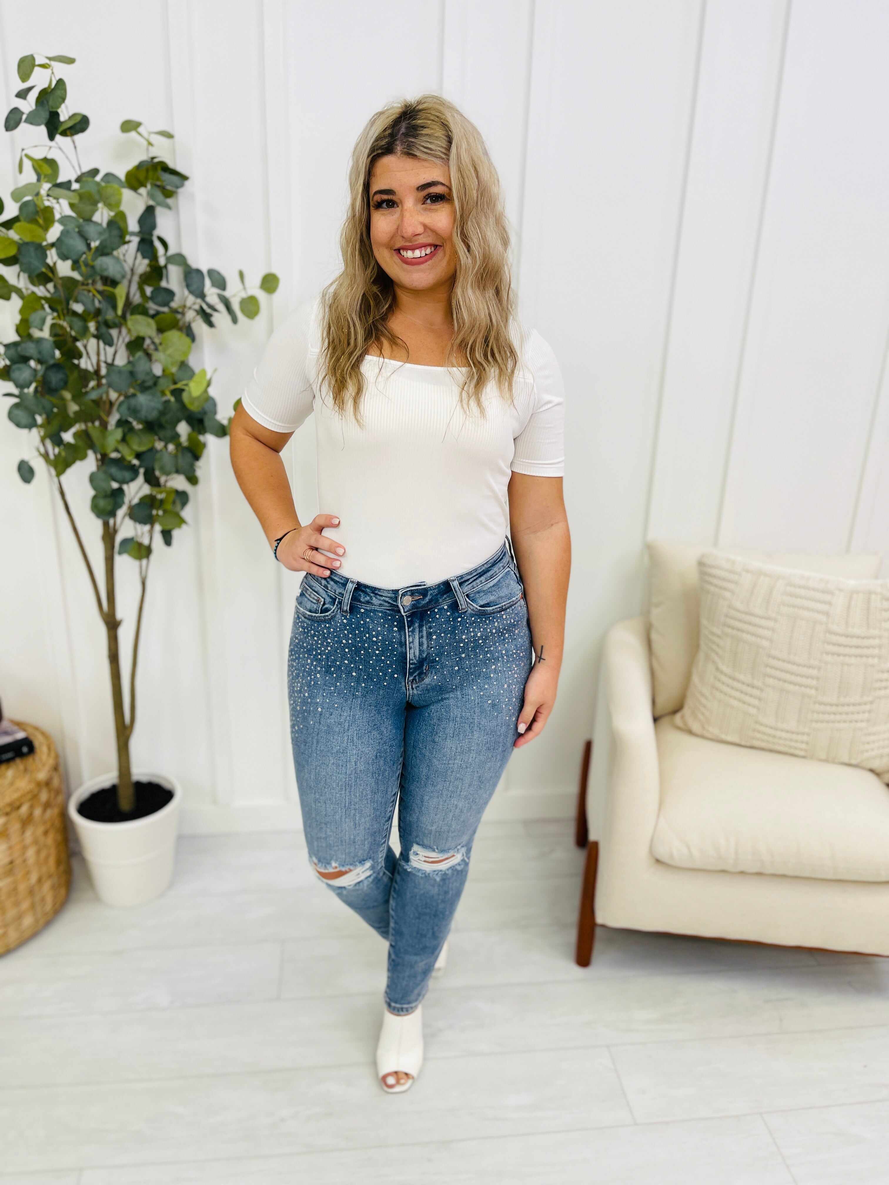 REG/CURVY Shine Bright Like a Diamond Rhinestone Straight Jeans