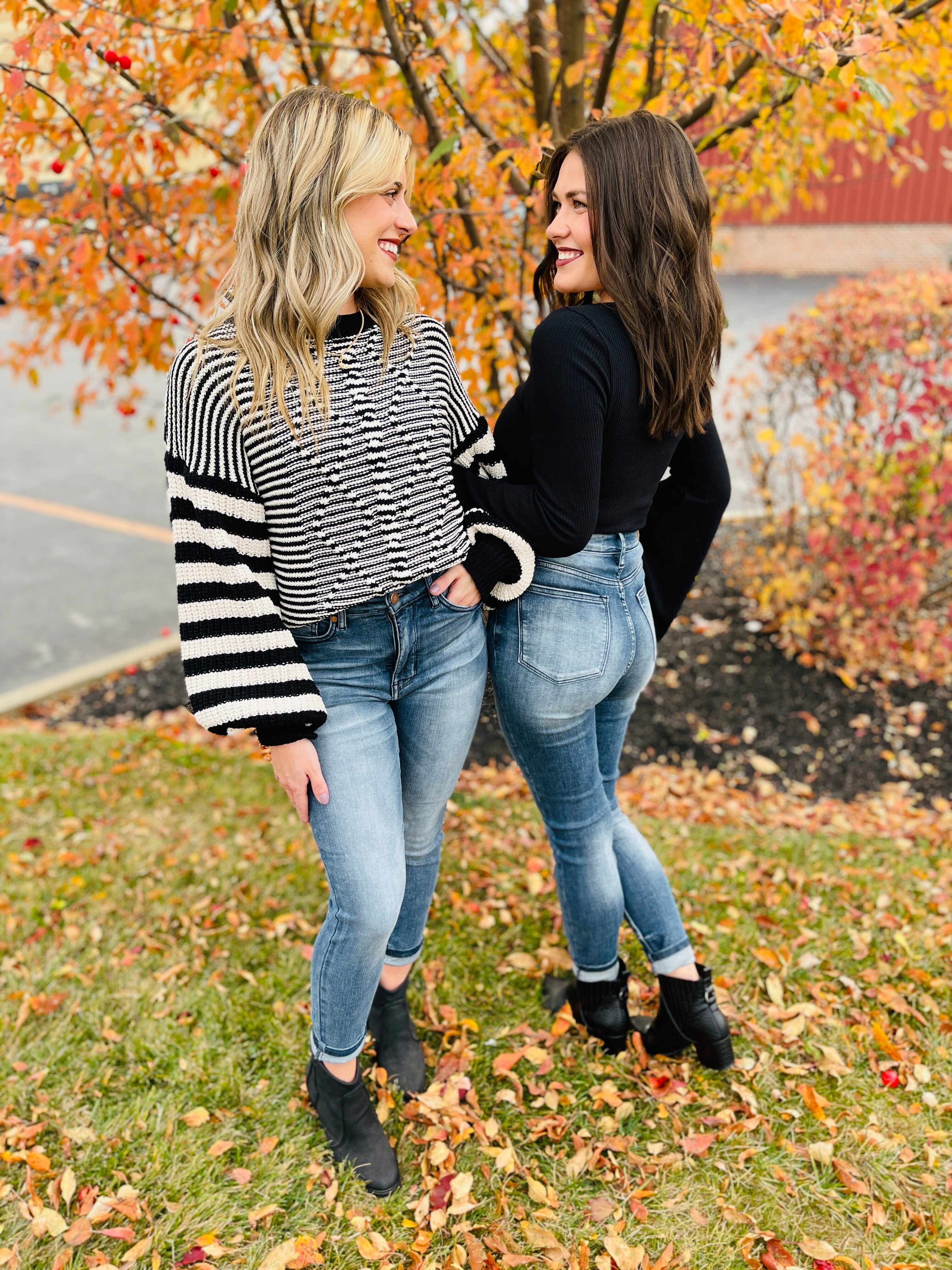 Tummy Control Skinny Jeans in Reg/Curvy Total Infatuation Restock