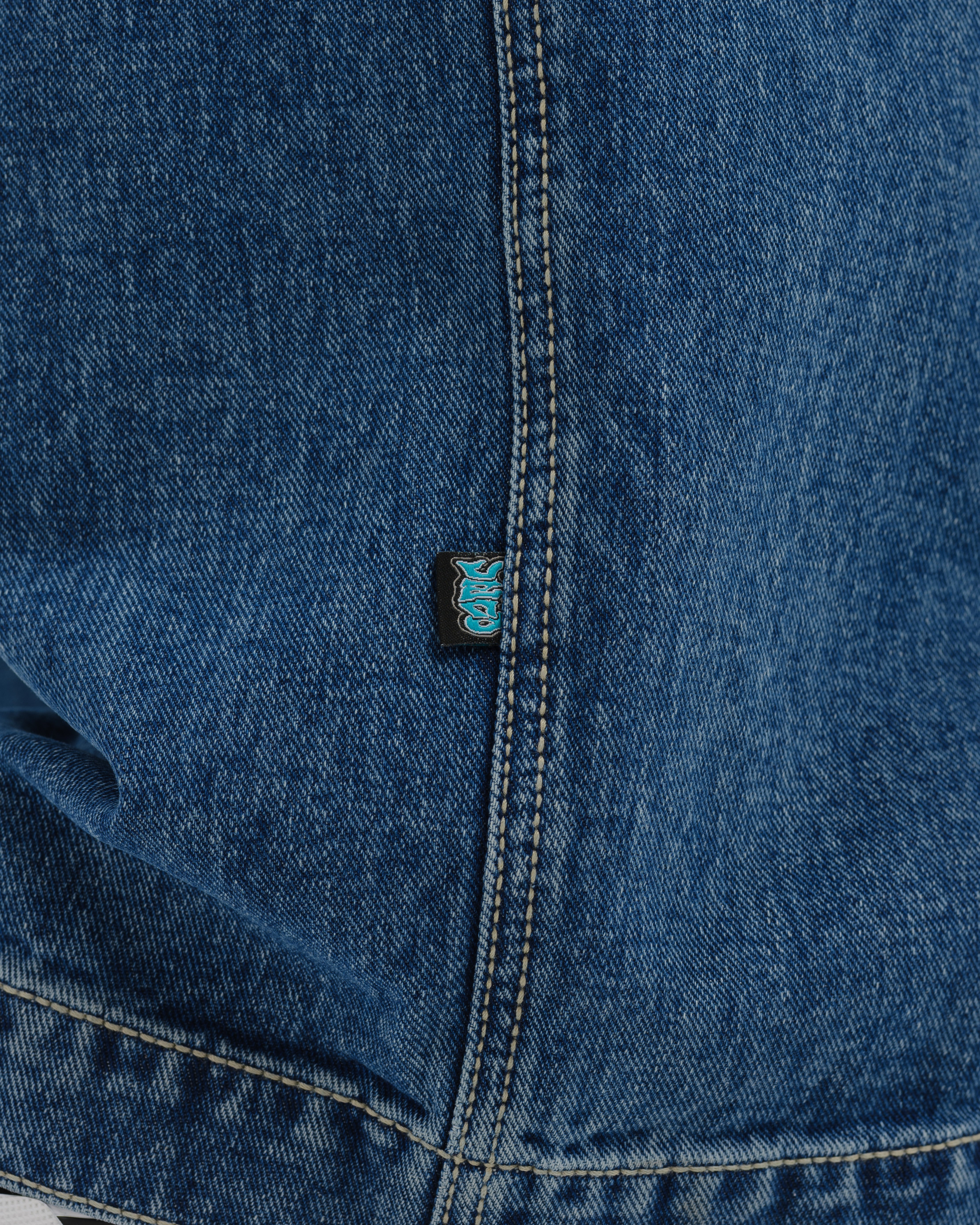 Artistical Uprising. 26