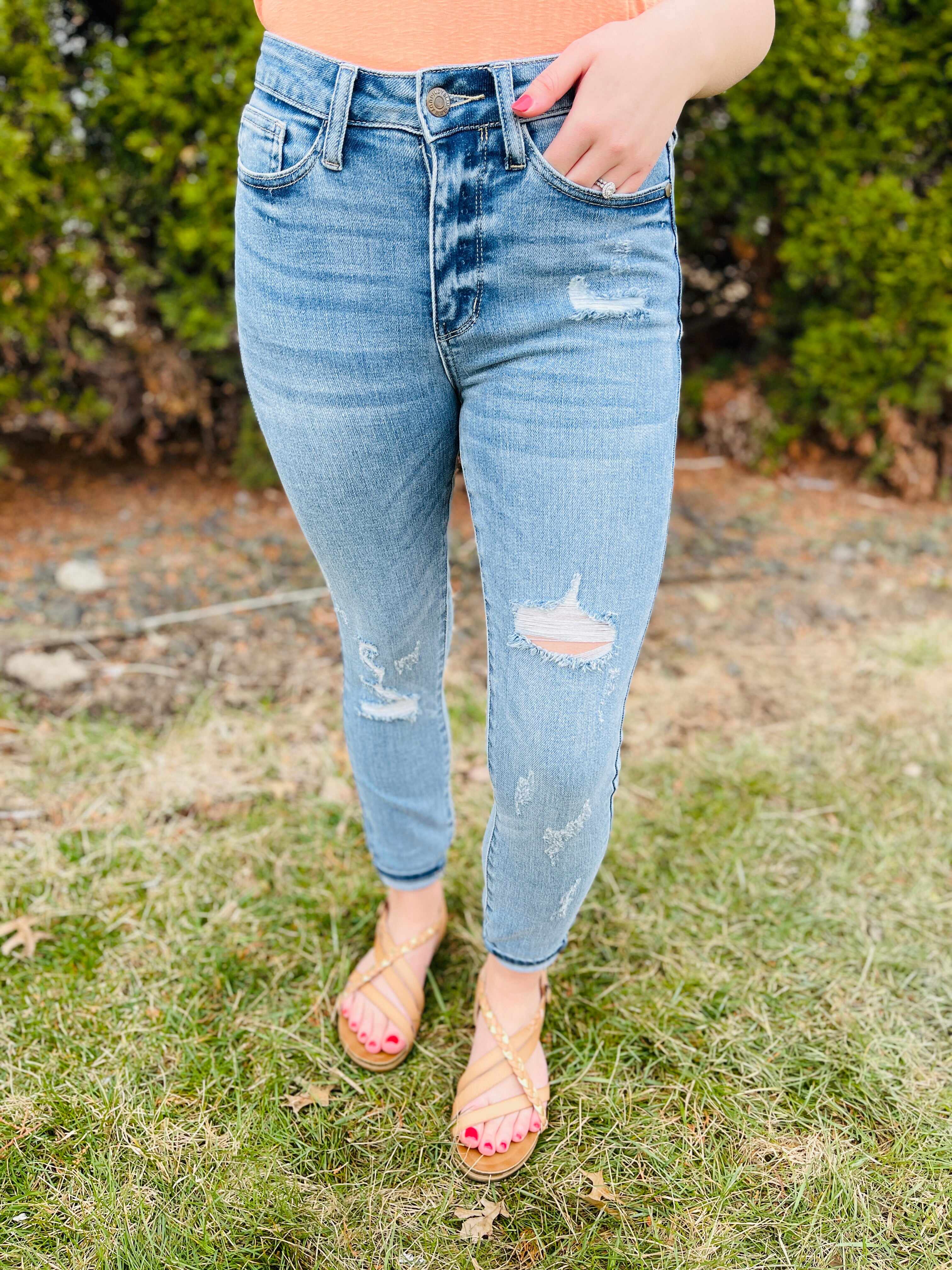 PLUS/REG Tik Tok Viral Million Dollar Distressed Skinny Jeans