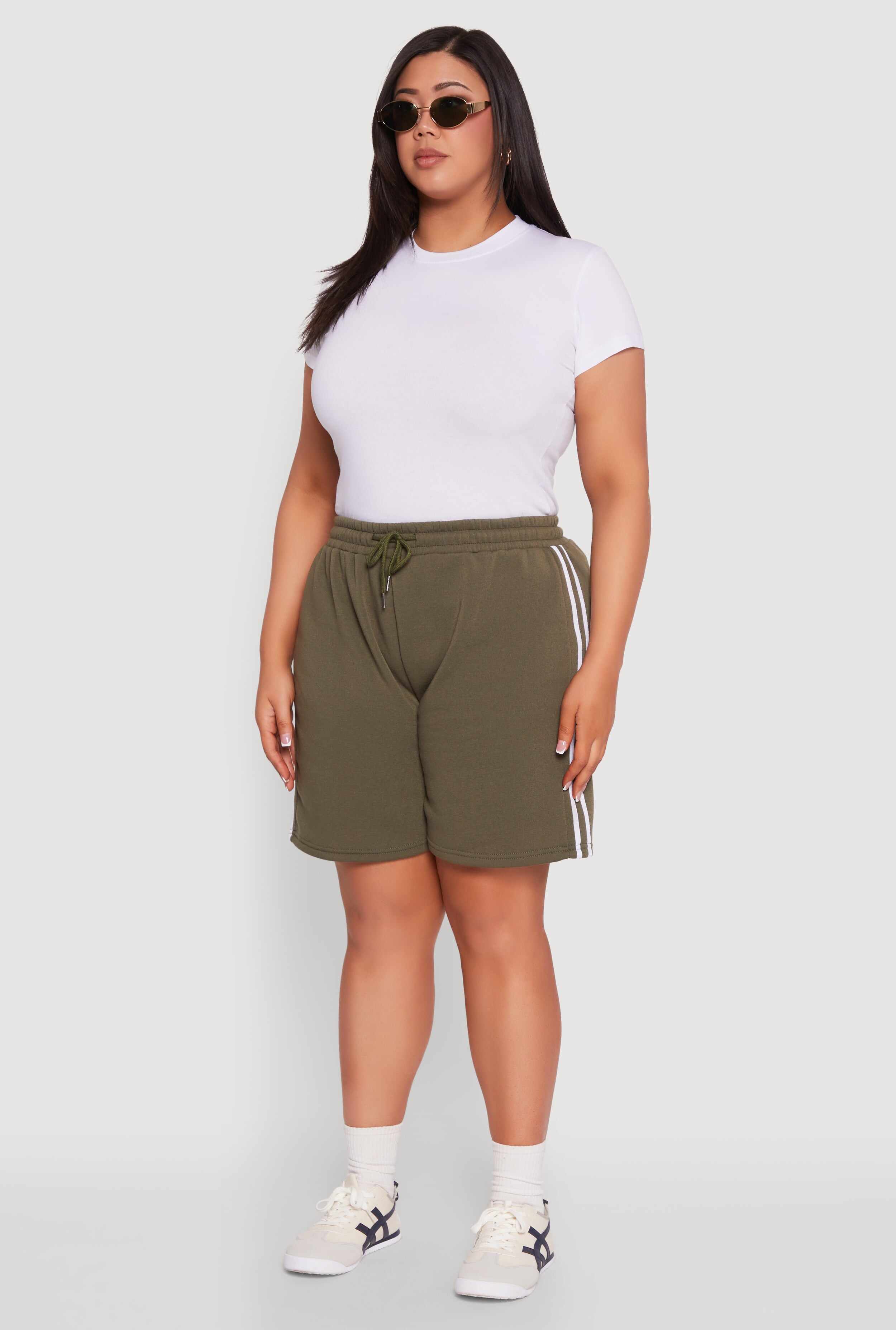 Plus Size Varsity Stripe Side Sweatshorts