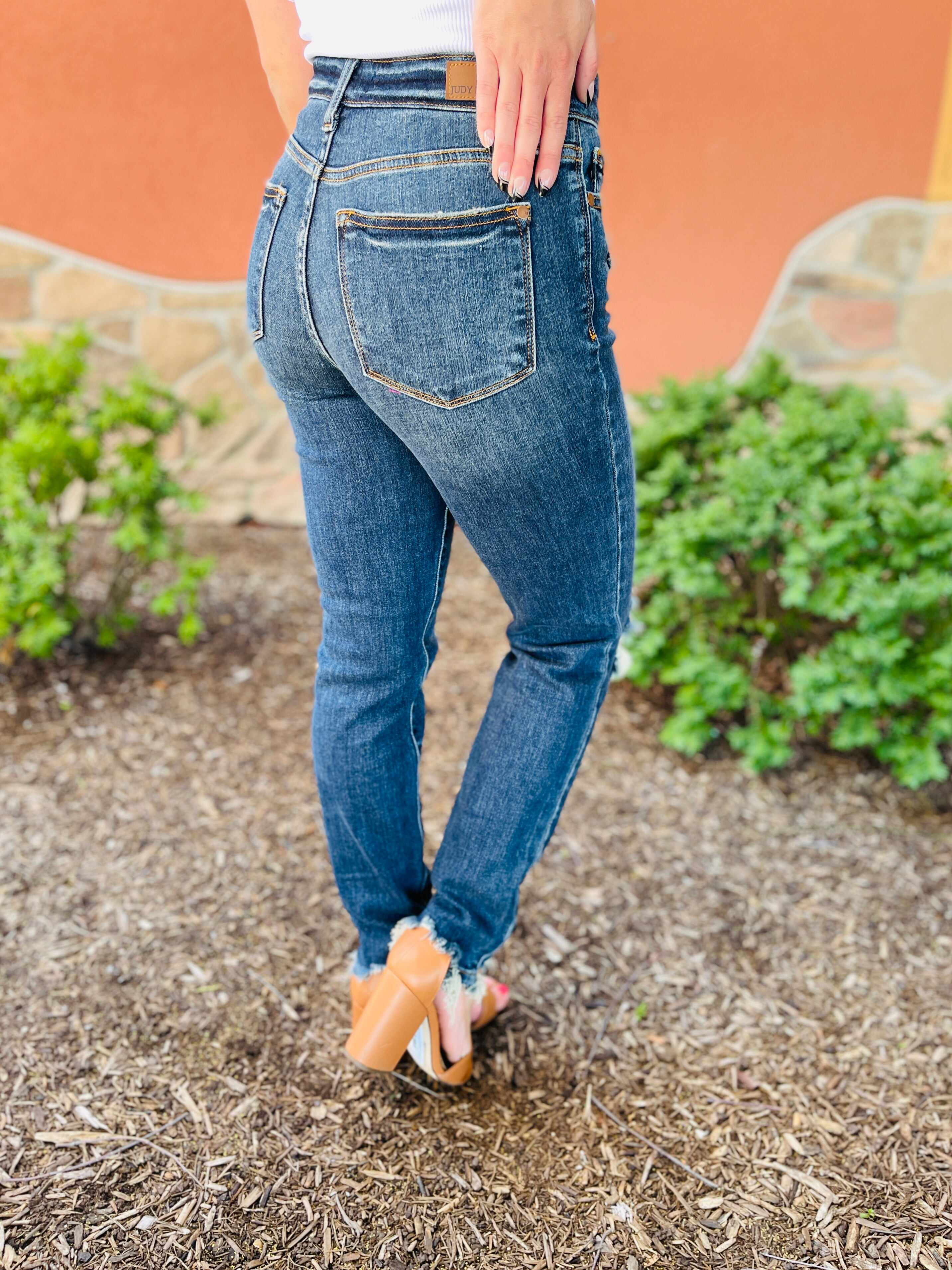 REG/CURVY In Your Dreams Relaxed Fit Jeans