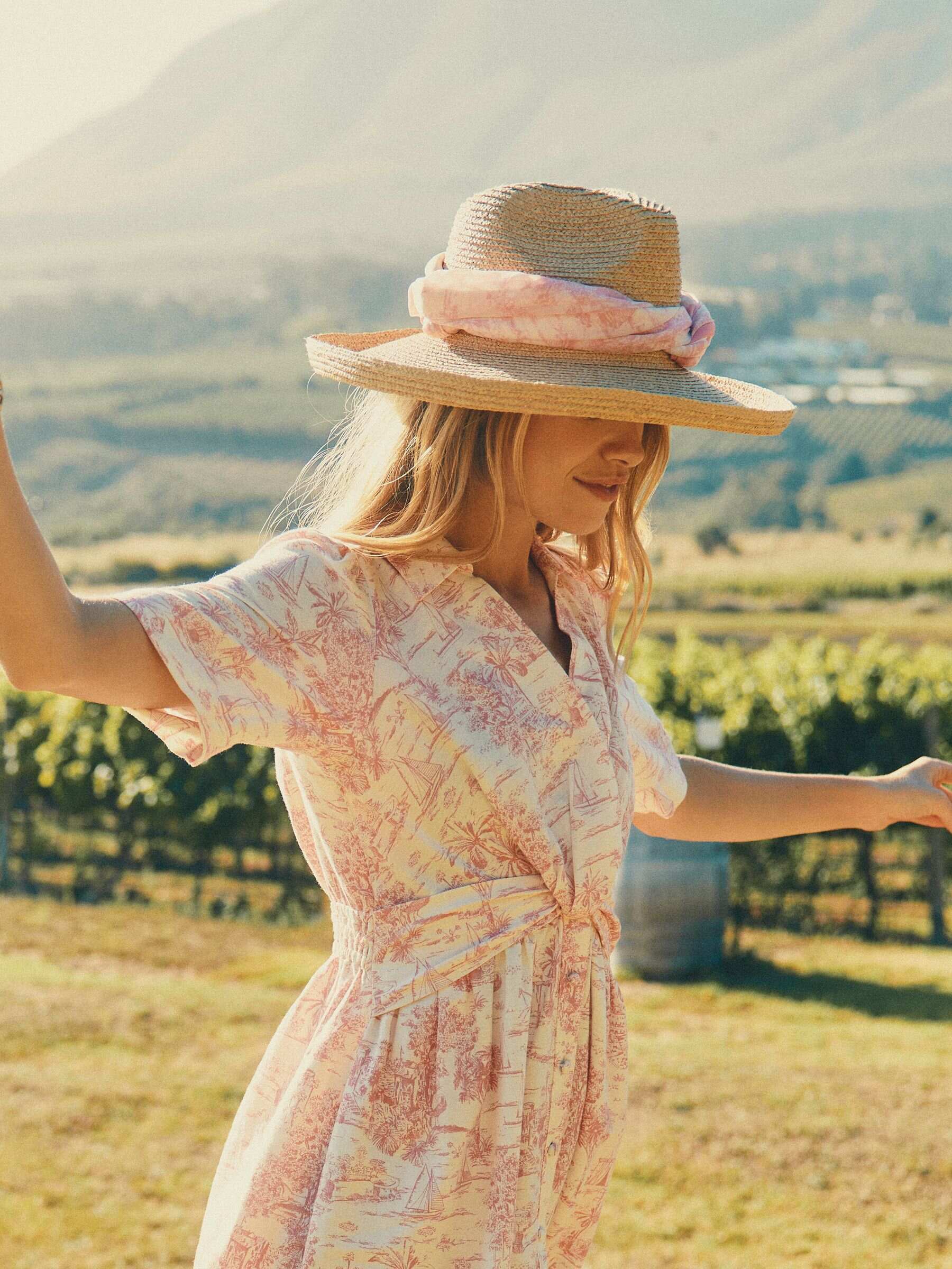 Siesta Neutral Straw Hat