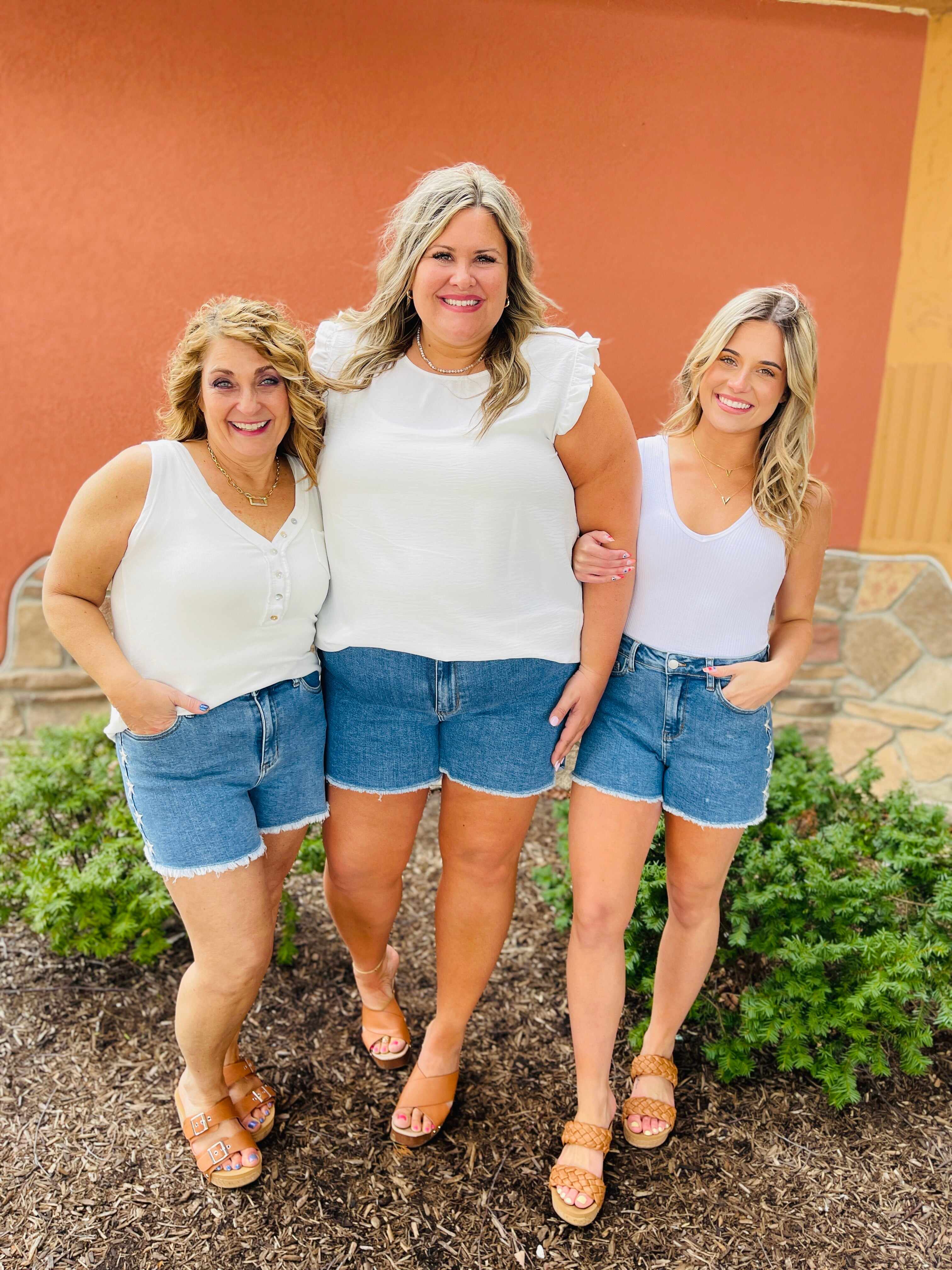 REG/CURVY Starstruck Cutoff Shorts