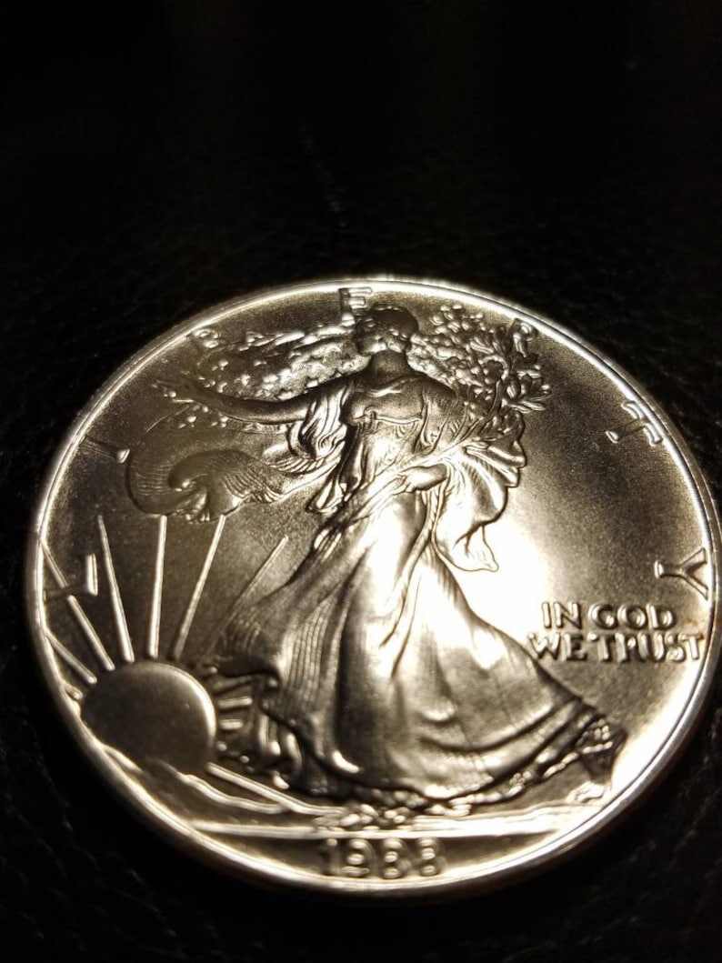 1988  American Silver Eagle BU   -  1 Oz .Silver - Key Date ! # 472