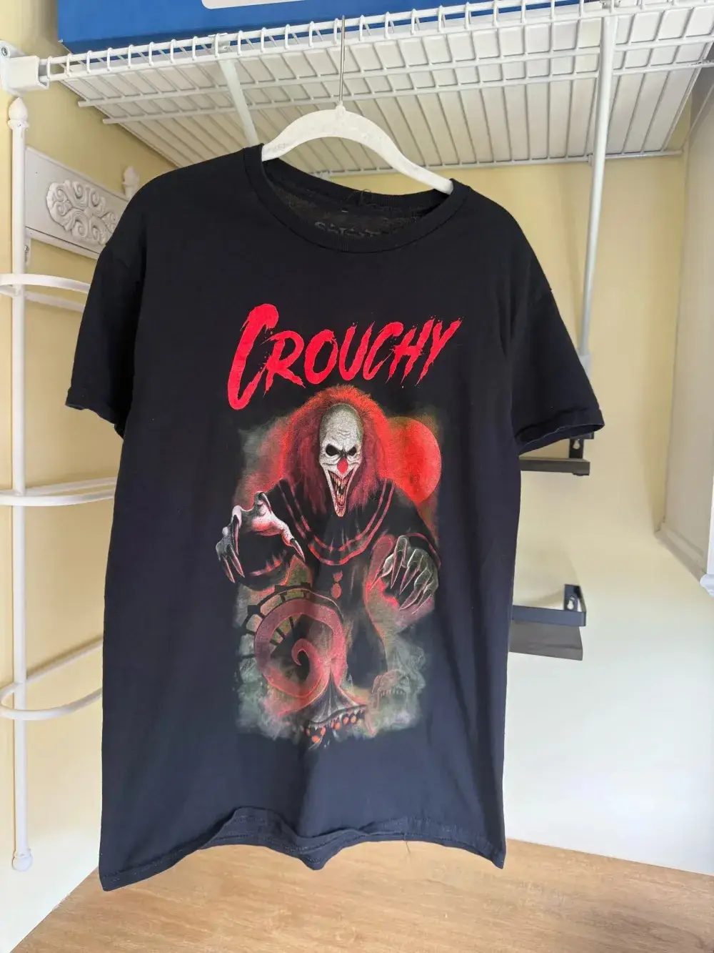 CROUCHY tee