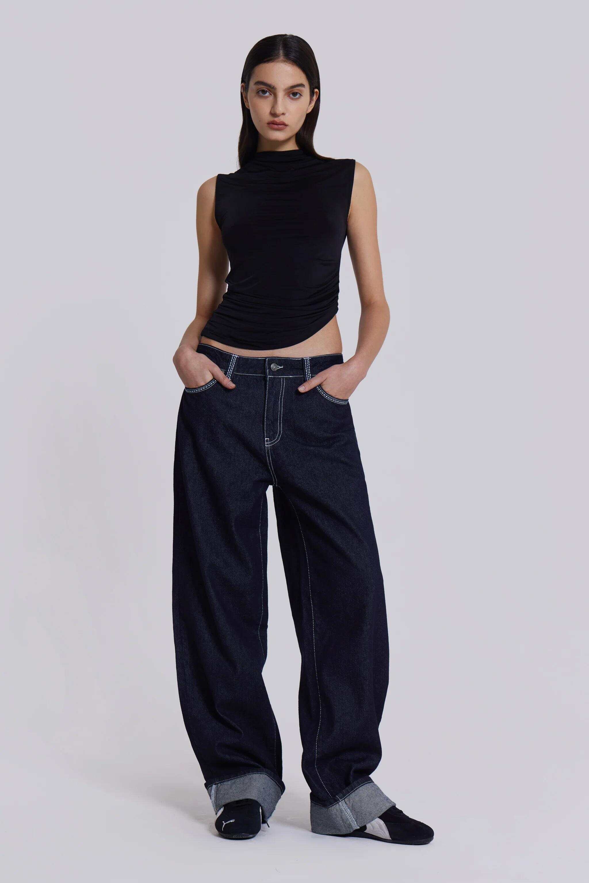 Sonic Embroidered Baggy Jeans