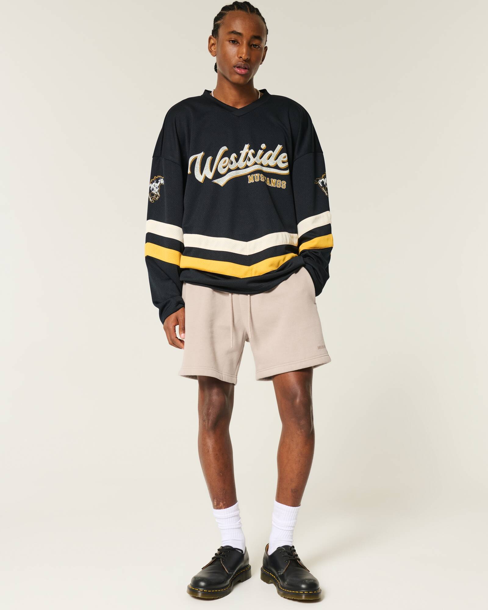 Mid-Thigh Camo Loose Fleece Shorts