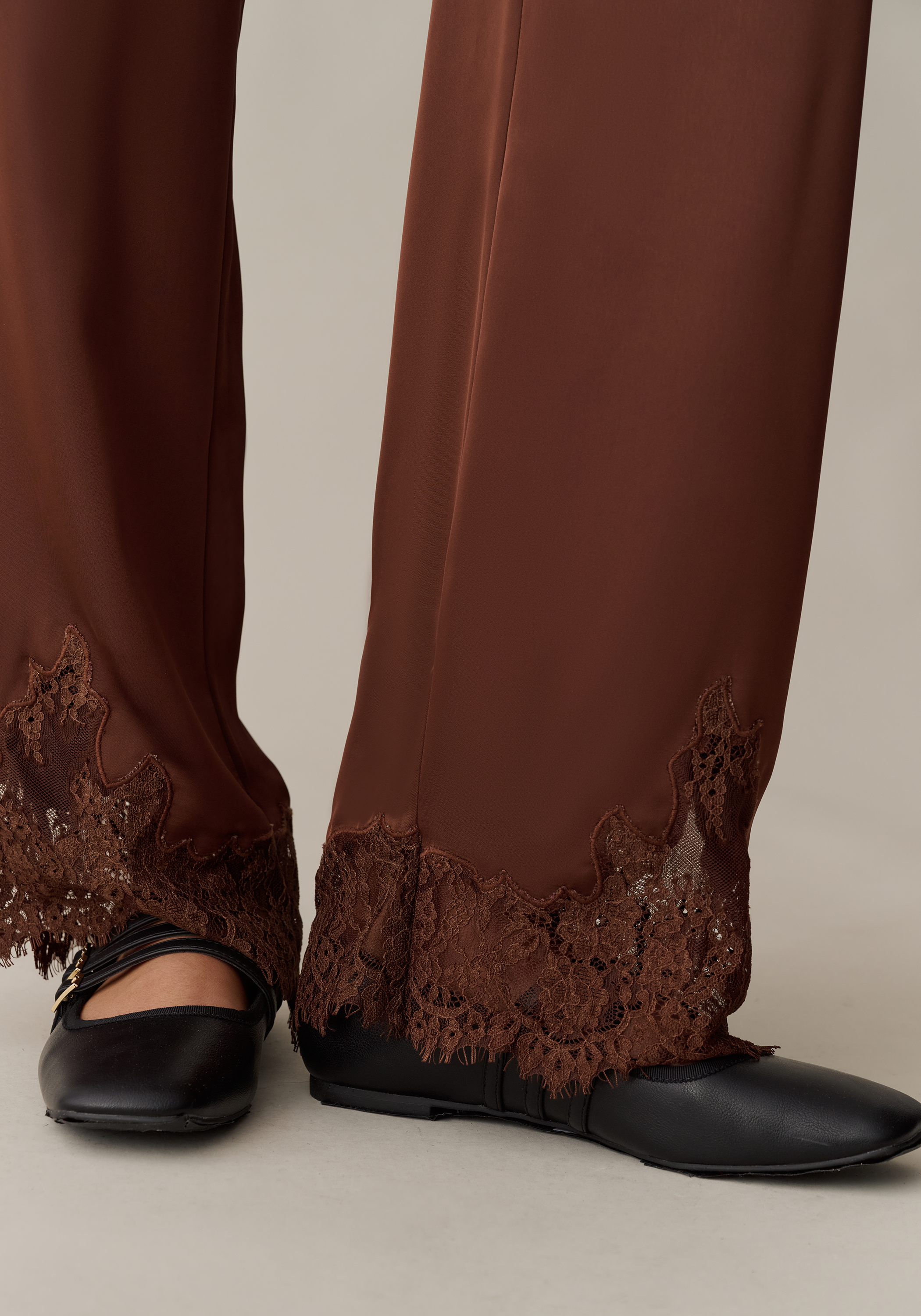 Yara Pant