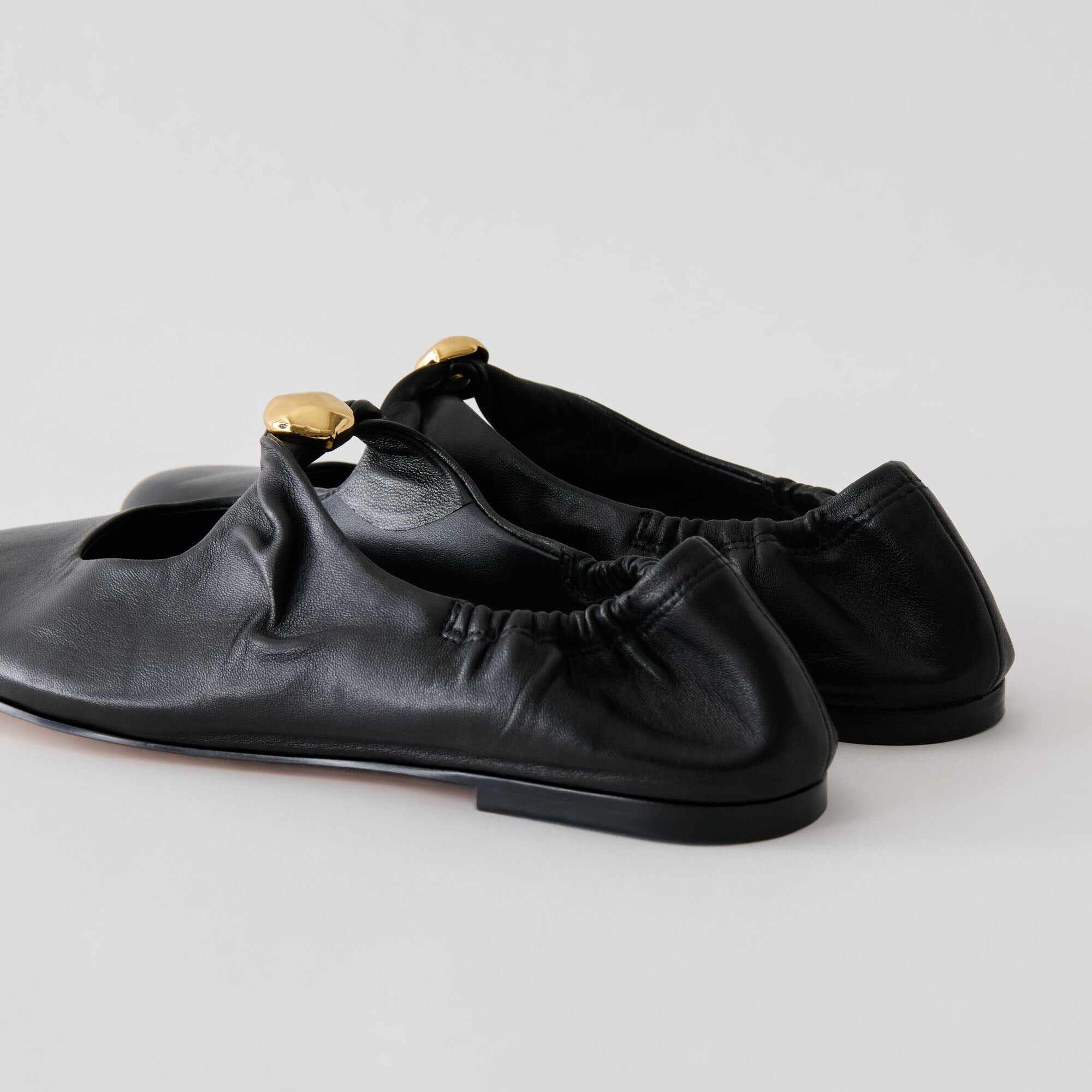CORNEL FLATS BLACK LEATHER