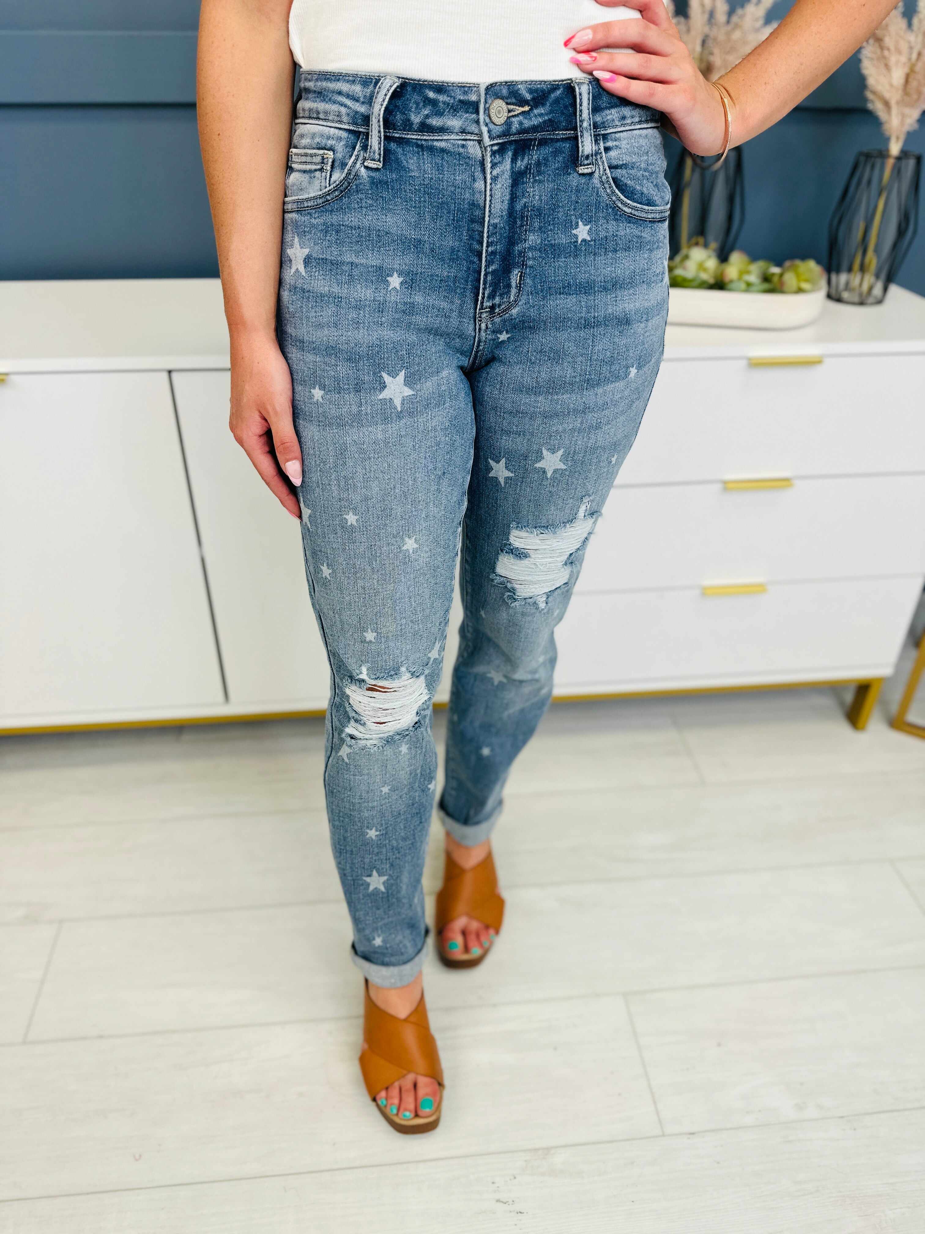 REG/CURVY Be My Lucky Star Cuffed Boyfriend Jeans