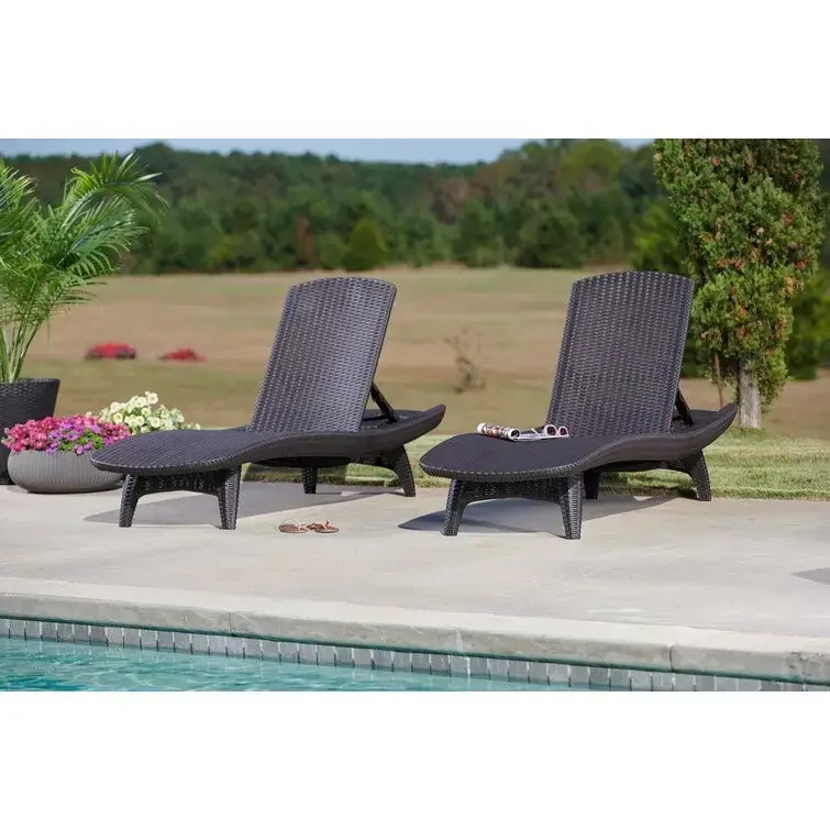 Outdoor Chaise Lounge (Set of 2)