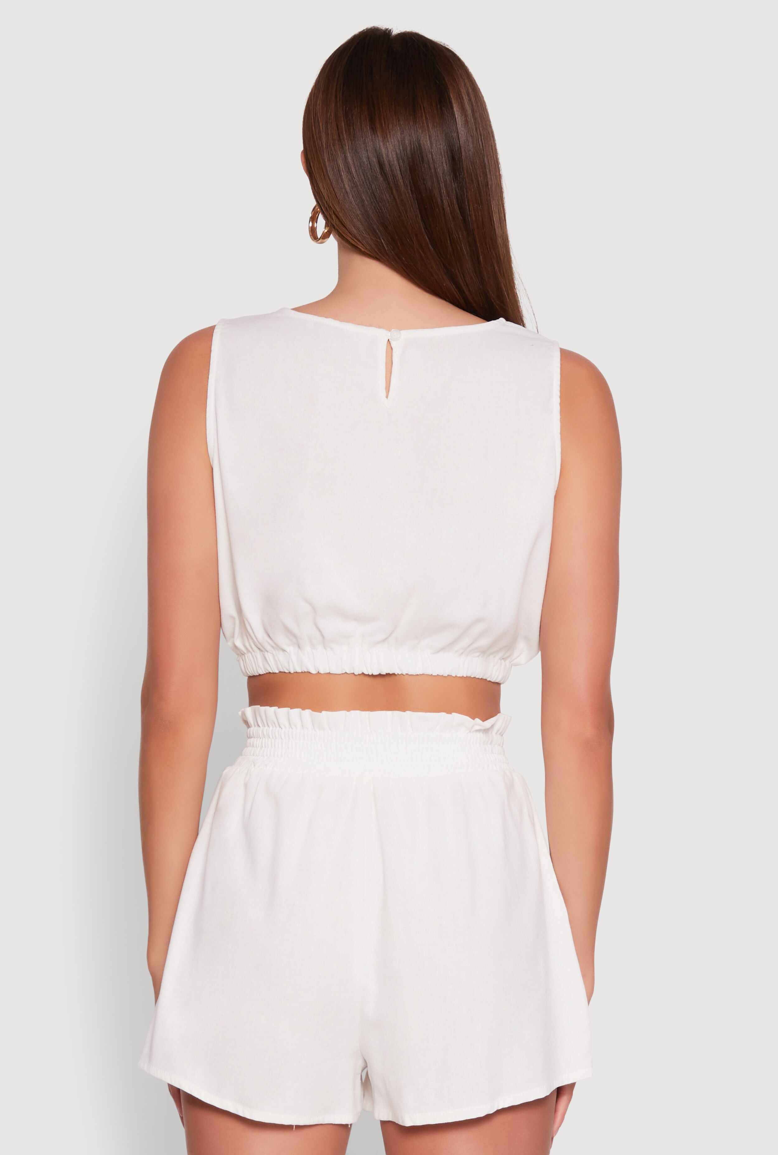 Chic Linen Tank Top with Cropped Hem and Button Back