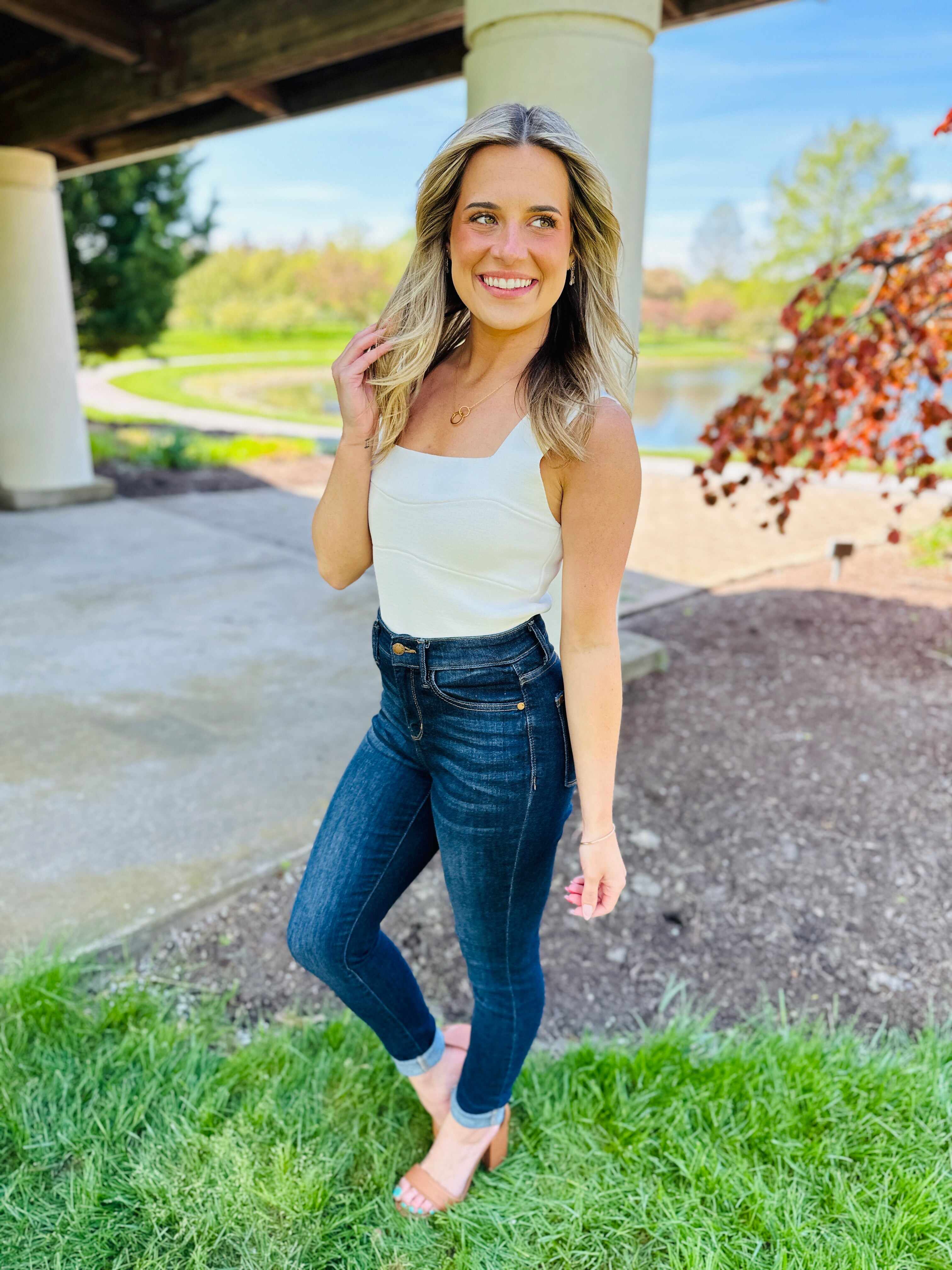 Restock! BEST SELLER! PLUS/REG The Holy Grail of Nondistressed Skinny Jeans