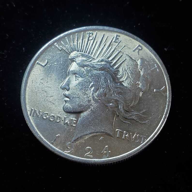 1924  Silver Peace Dollar BU   ! Lot# 966   Reg 79