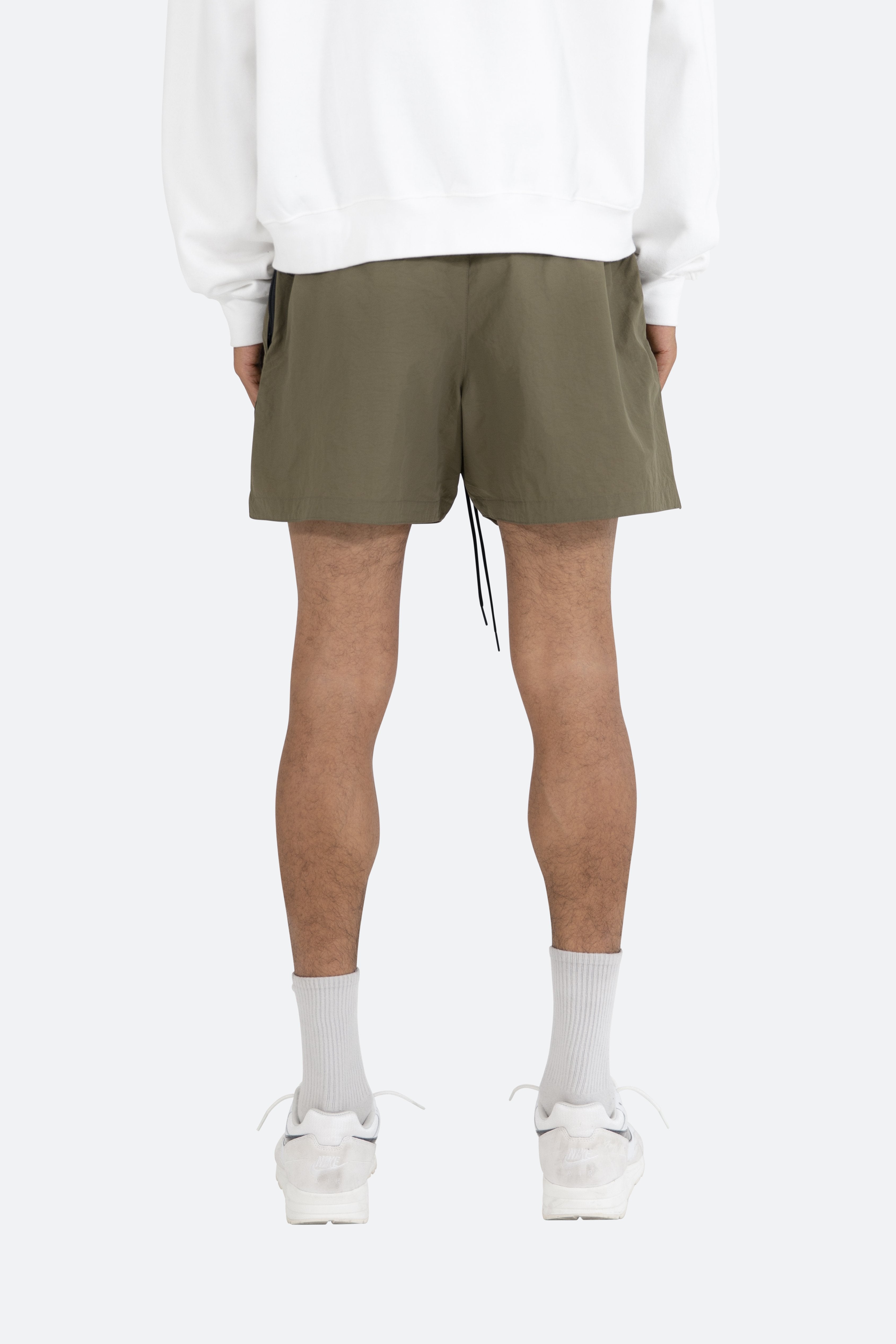 Basic Runner Shorts - Olive