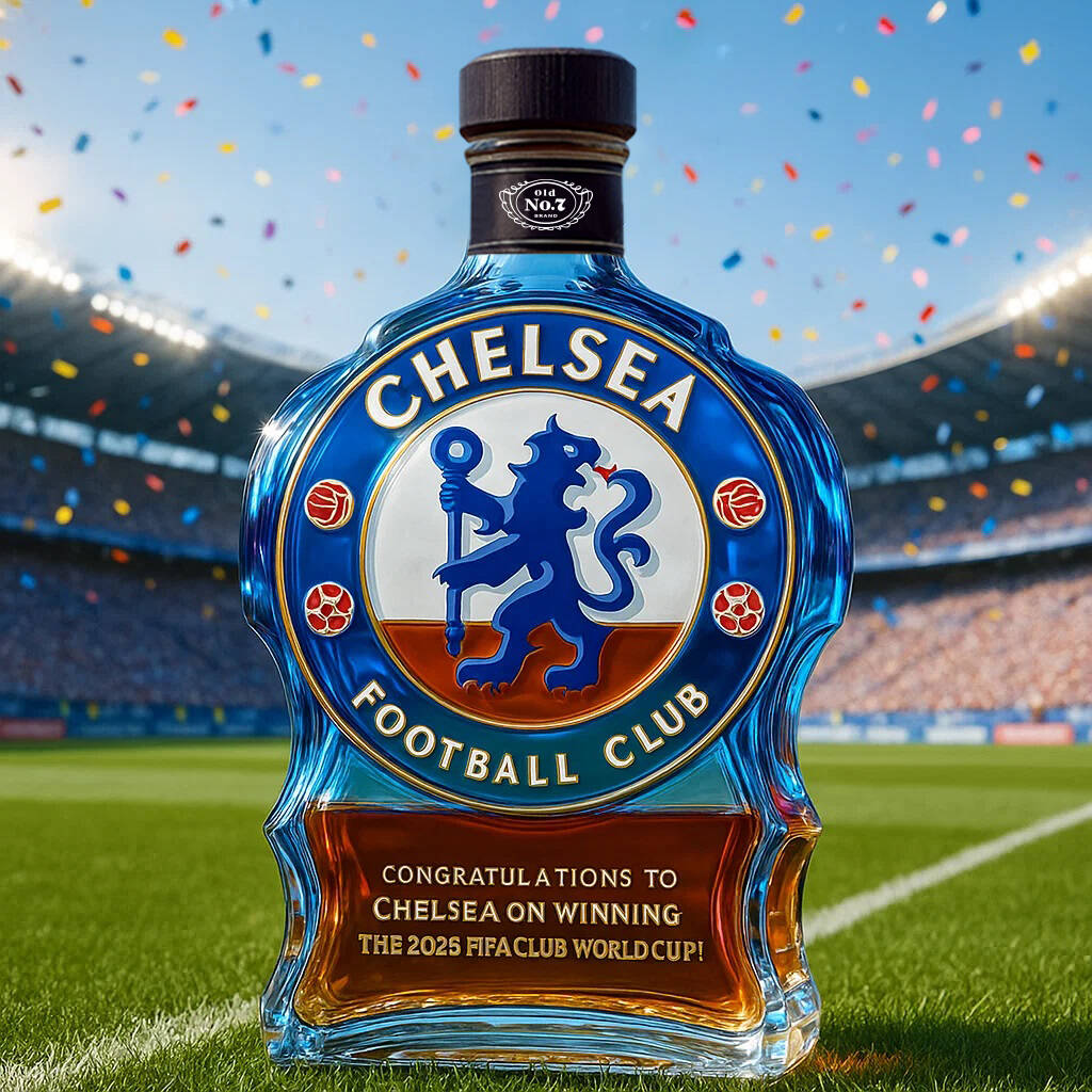 CONGRATULATIONS TO CHELSEA ON WINNING THE 2025 FIFA CLUB WORLD CUP Whiskey Bottle