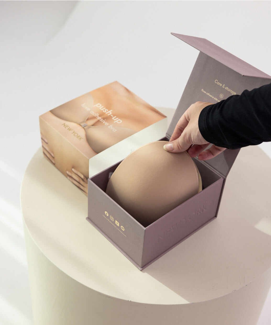 Push-Up Luxe Adhesive Reusable Bra