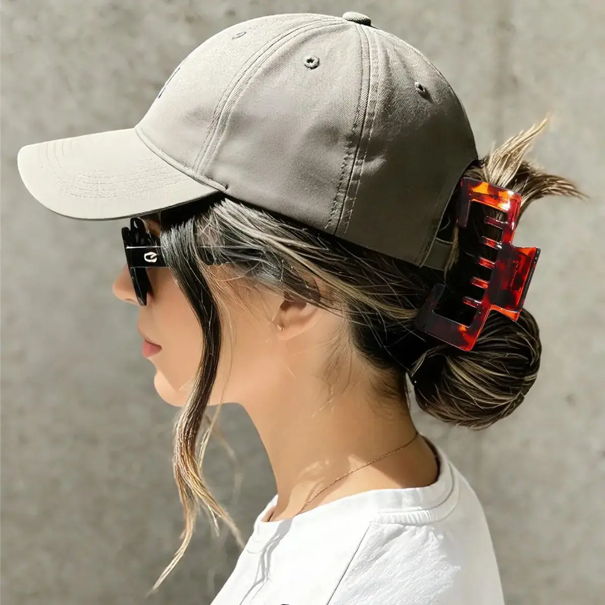 4Pack Hat-Friendly Claw Clips for Baseball Caps Trucker Hat Hair Clips for Women Hair Claws Clips for Thick Hair Hat Hairstyles Gifts Hair Accessories