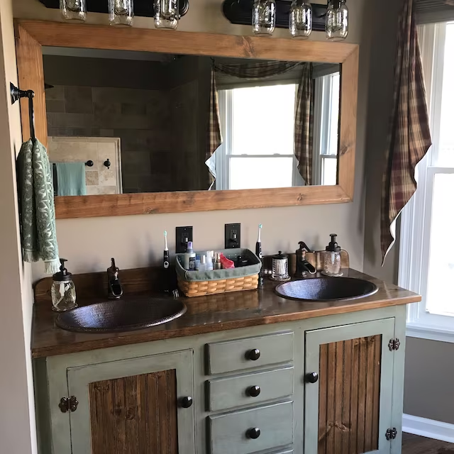 Rustic Farmhouse Vanity - 32