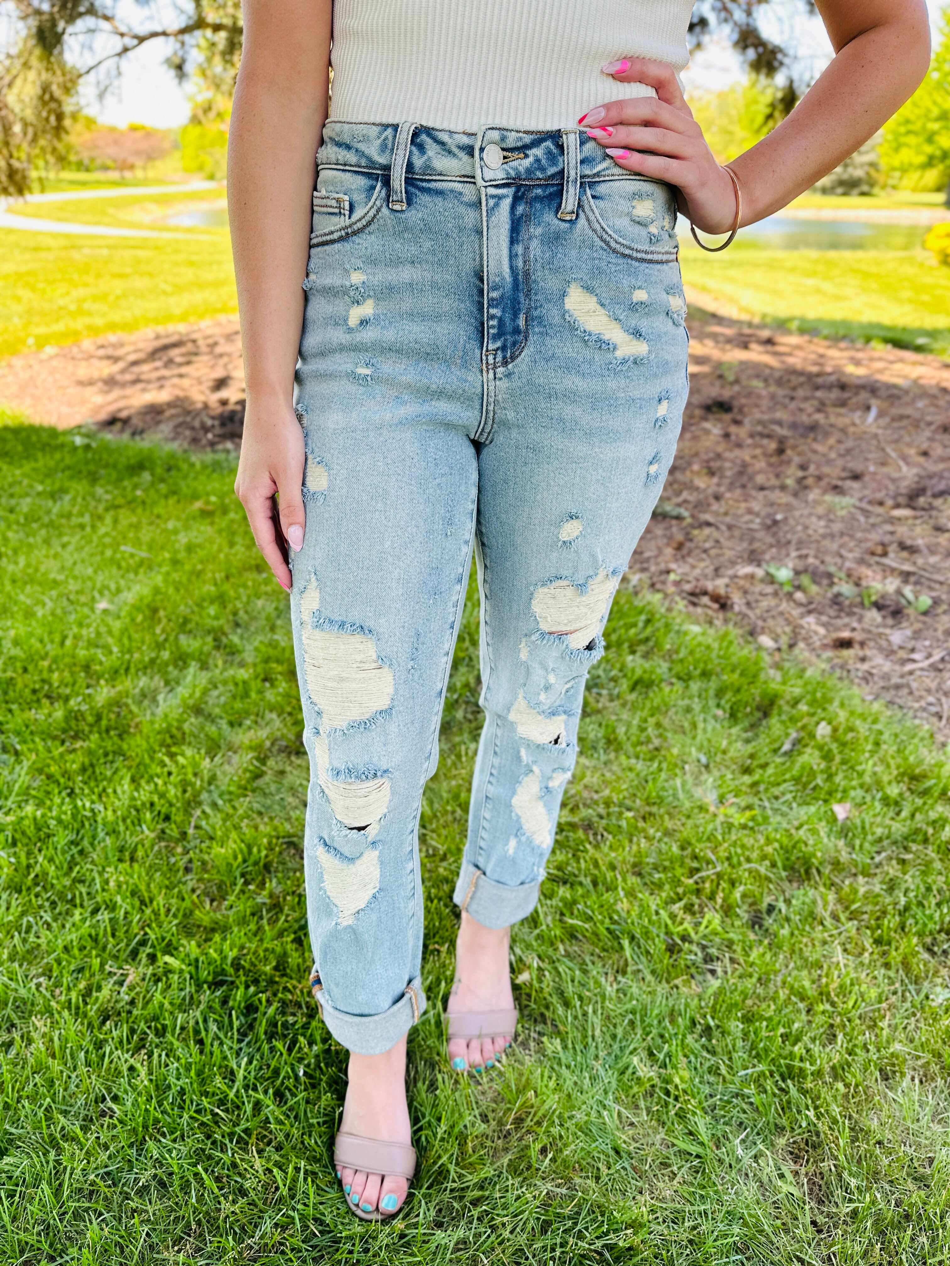 REG/CURVY Cuff It Boyfriend Jeans