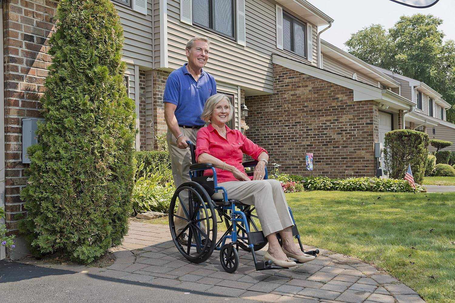 Drive Medical BLS18FBD-ELR Blue Streak Lightweight Wheelchair with Swing-Away Elevating Leg Rests and Flip-Back Arms