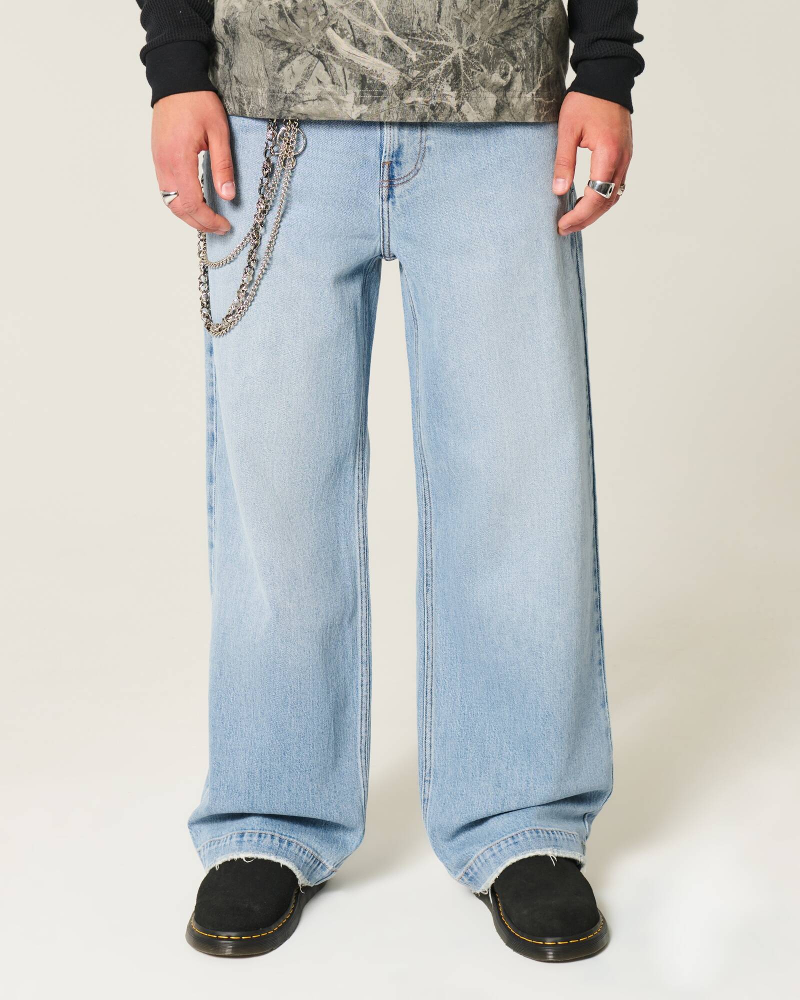 Medium Wash Super Baggy Jeans