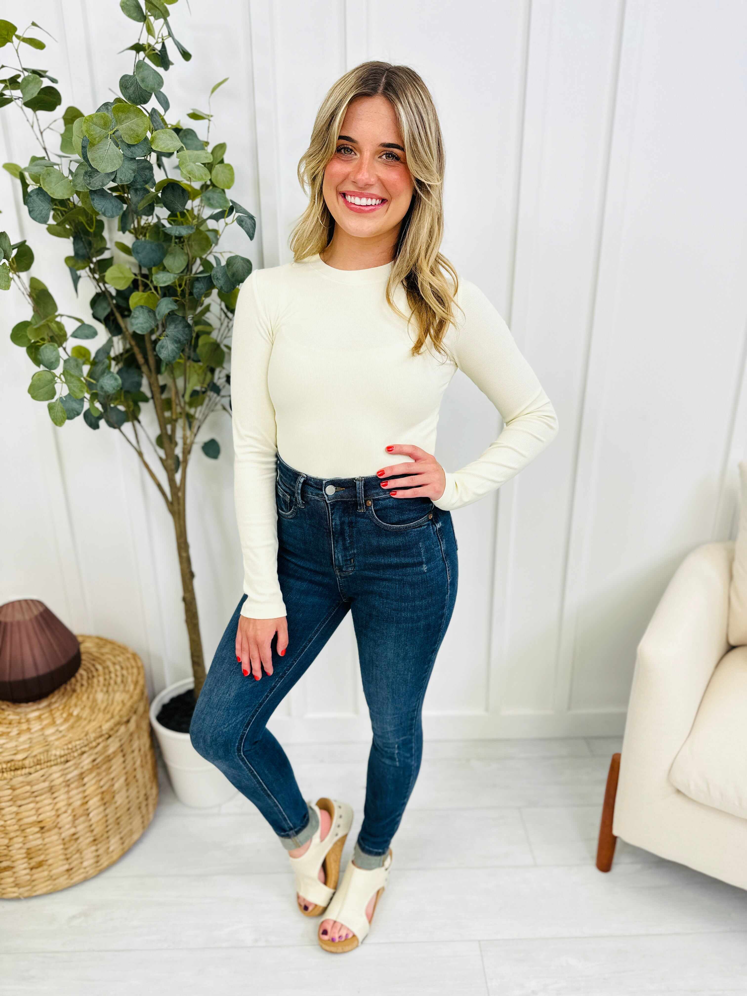 REG/CURVY Triple Trouble Tummy Control and Butt Lifting Skinny Jeans