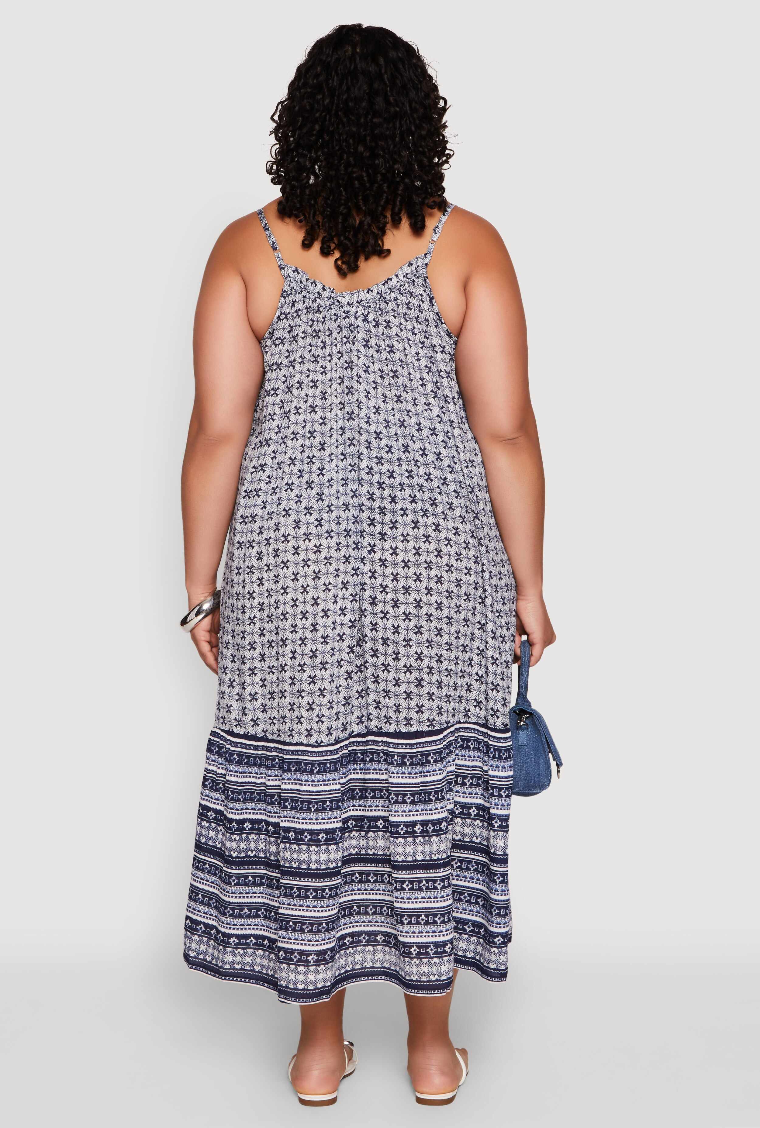 Plus Size Border Print Keyhole Maxi Dress