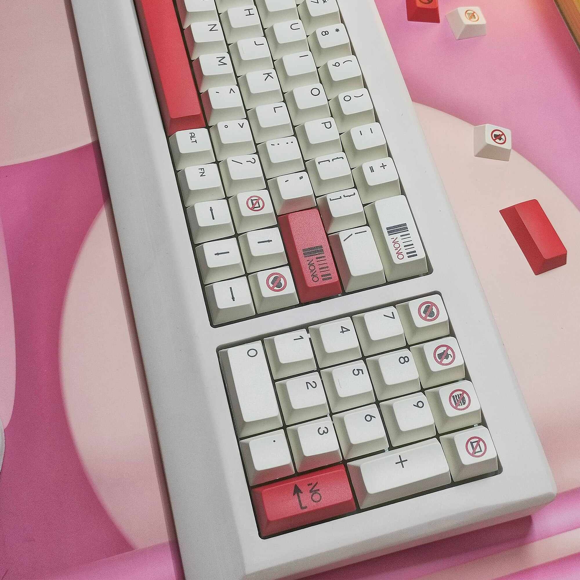 NONO No one Cherry profile keycaps set