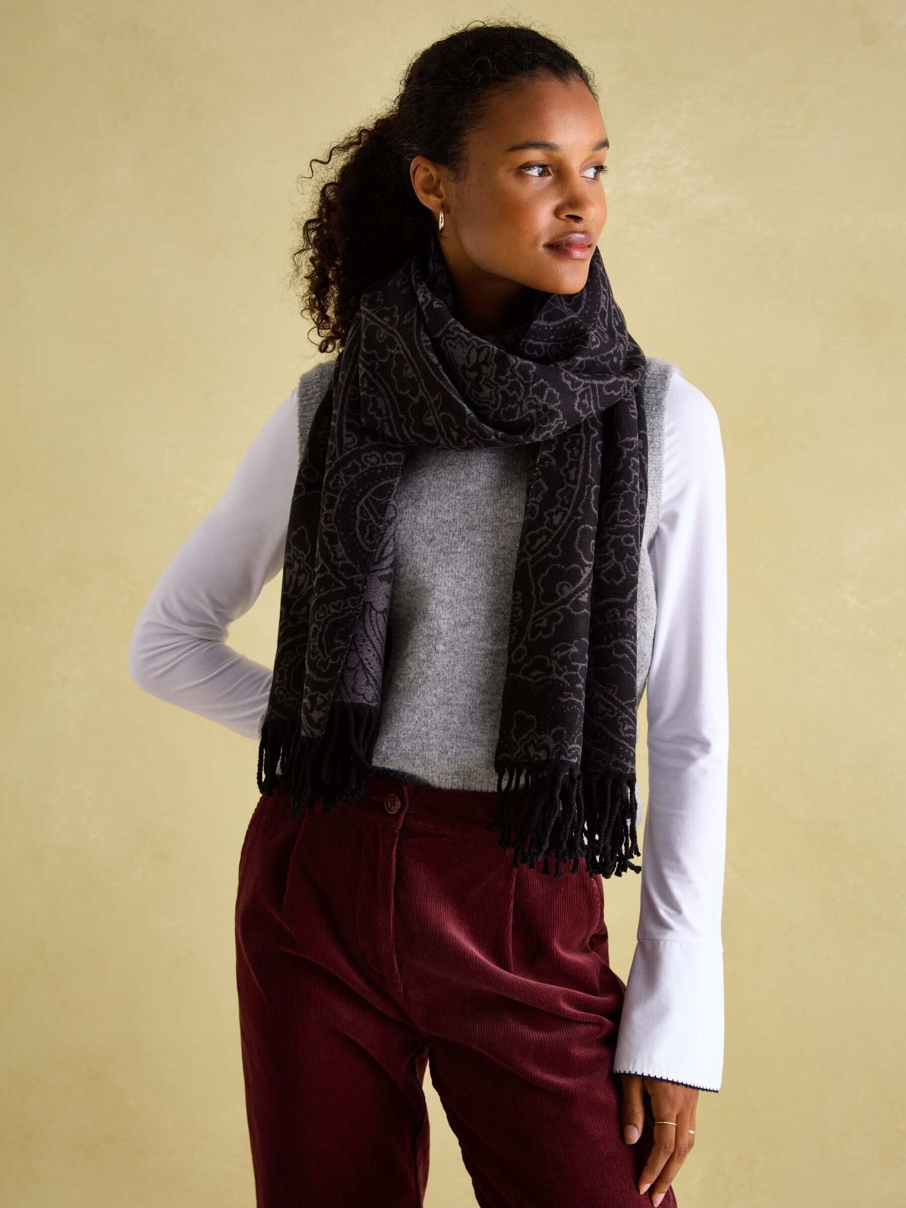 Elissa Black & Grey Double-Sided Jacquard Scarf