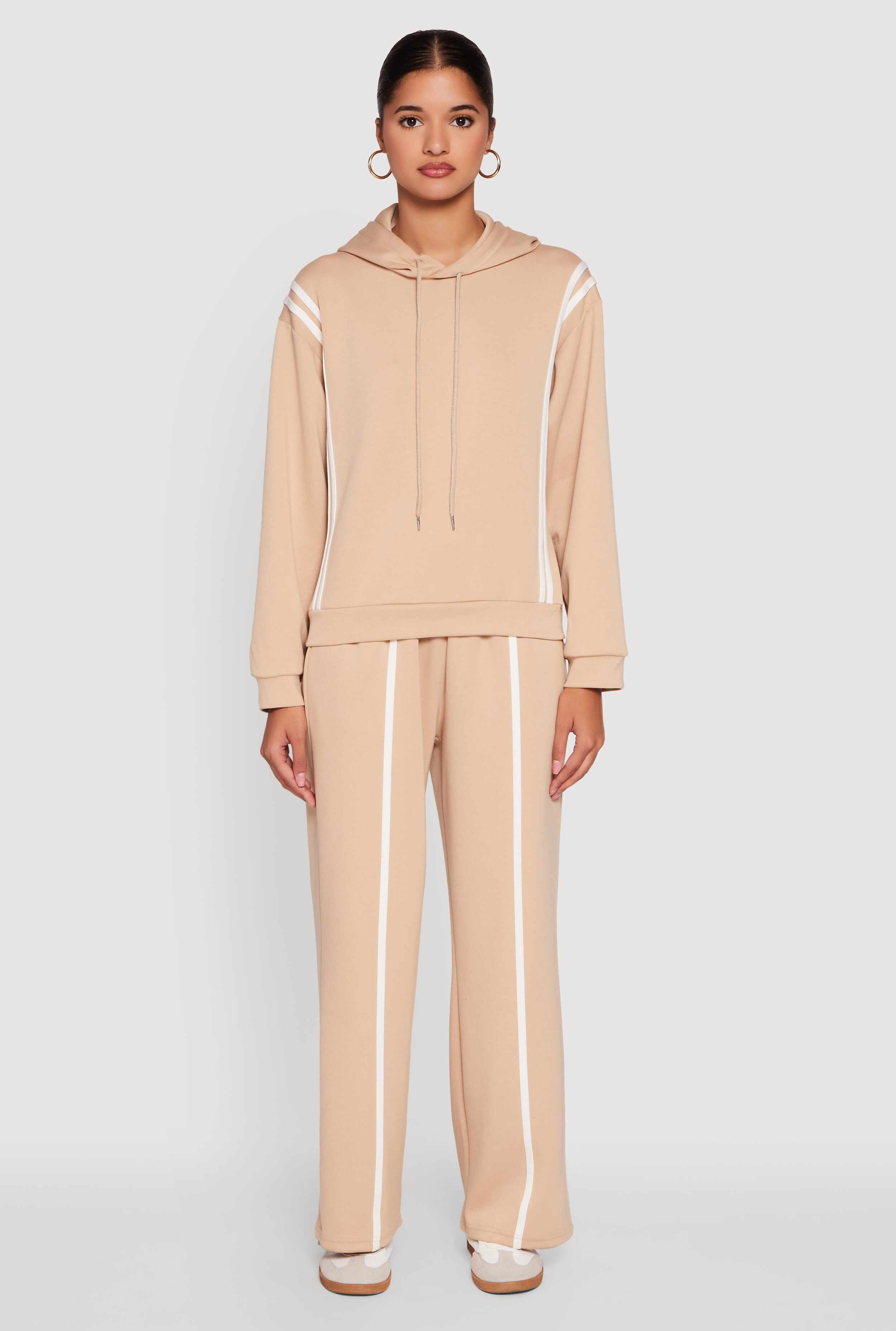 Contrast Trim Mid Rise Wide Leg Sweatpants