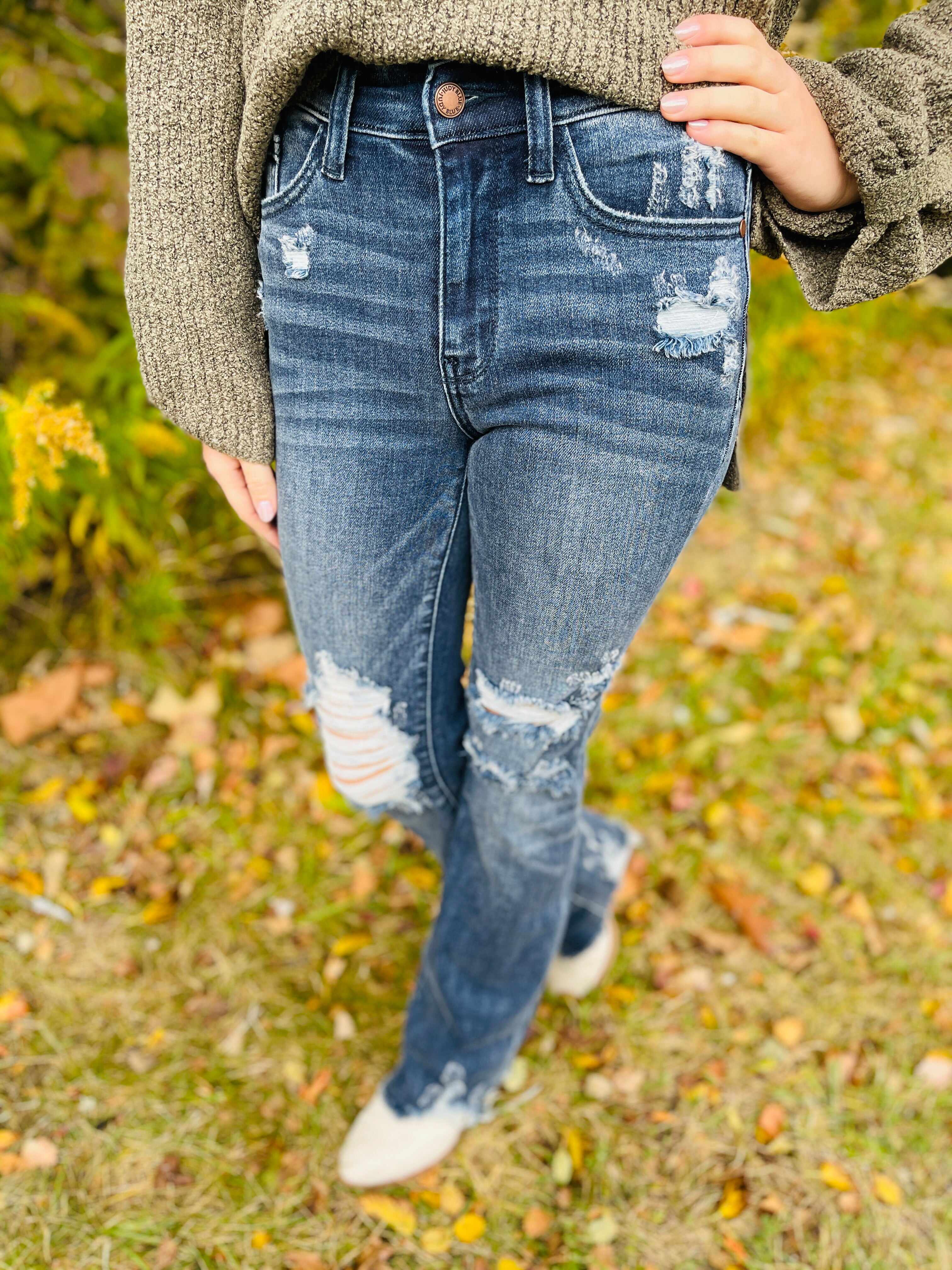 Plus/Reg Best Distressed Midrise Bootcut Jeans