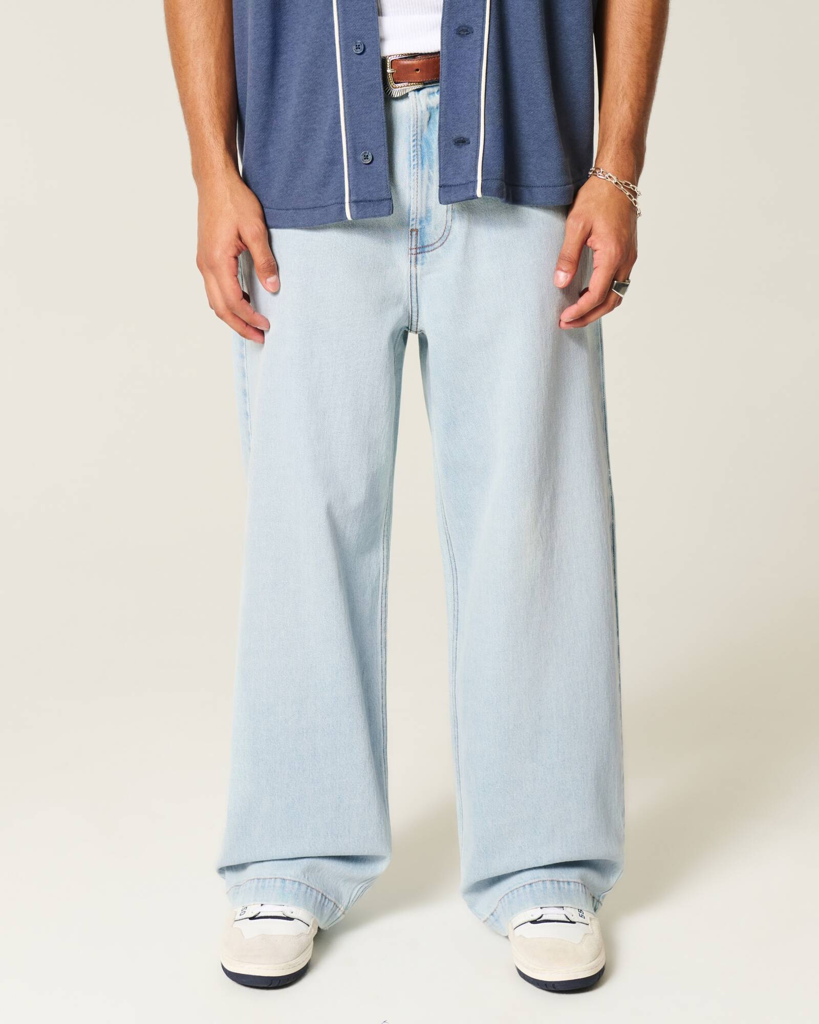 Medium Wash Super Baggy Jeans