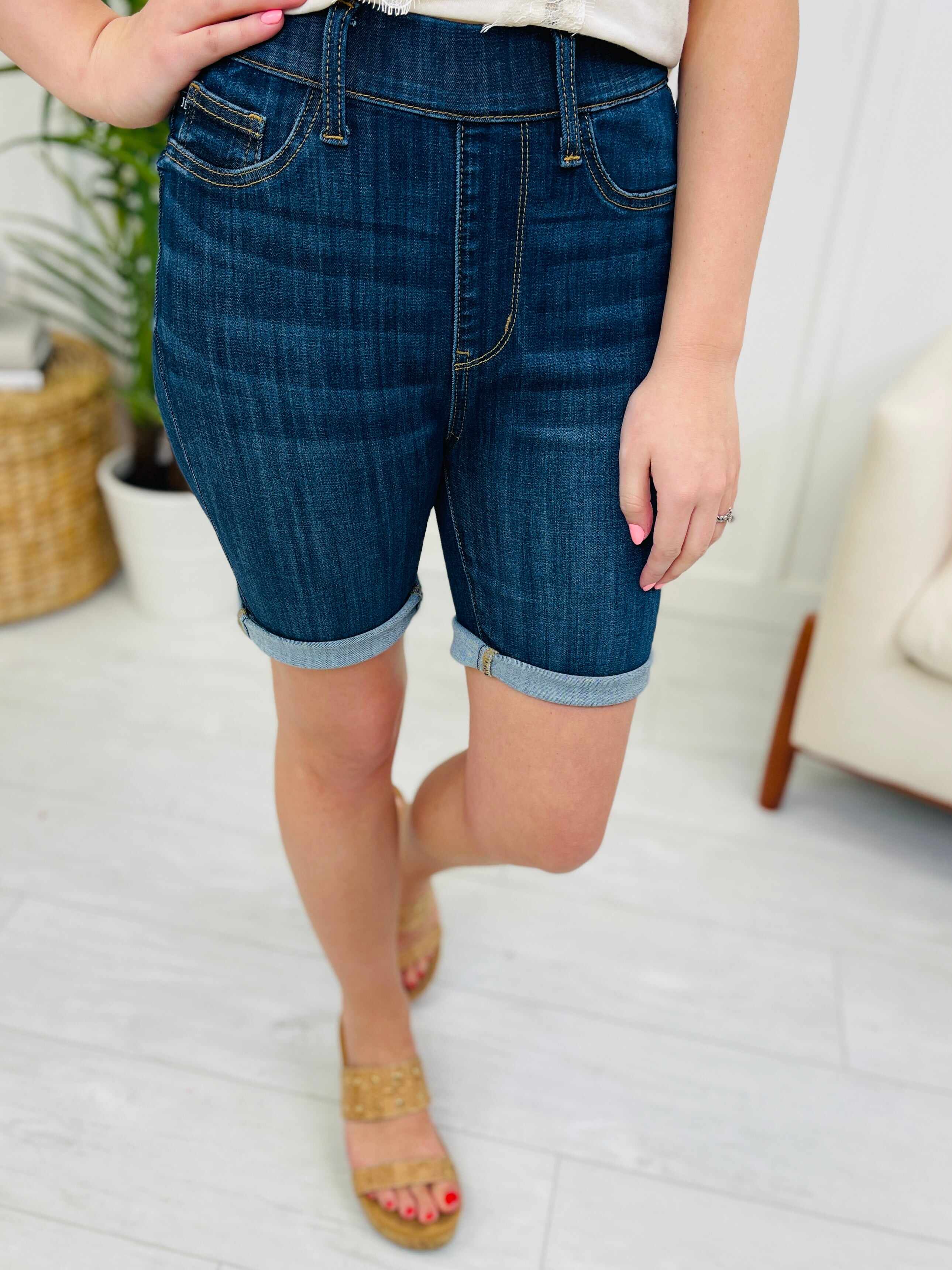 REG/CURVY High Gear Pull On Biker Shorts