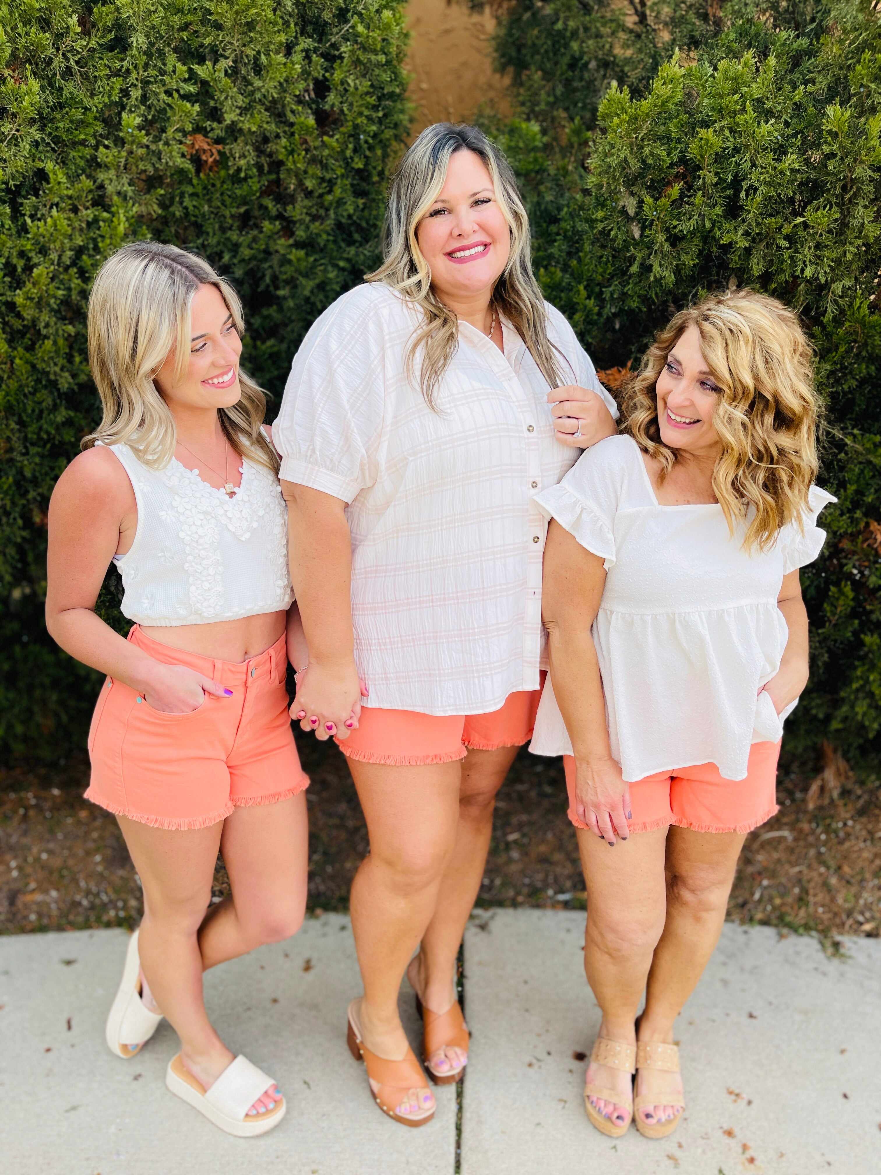 REG/CURVY Pretty As A Peach Shorts