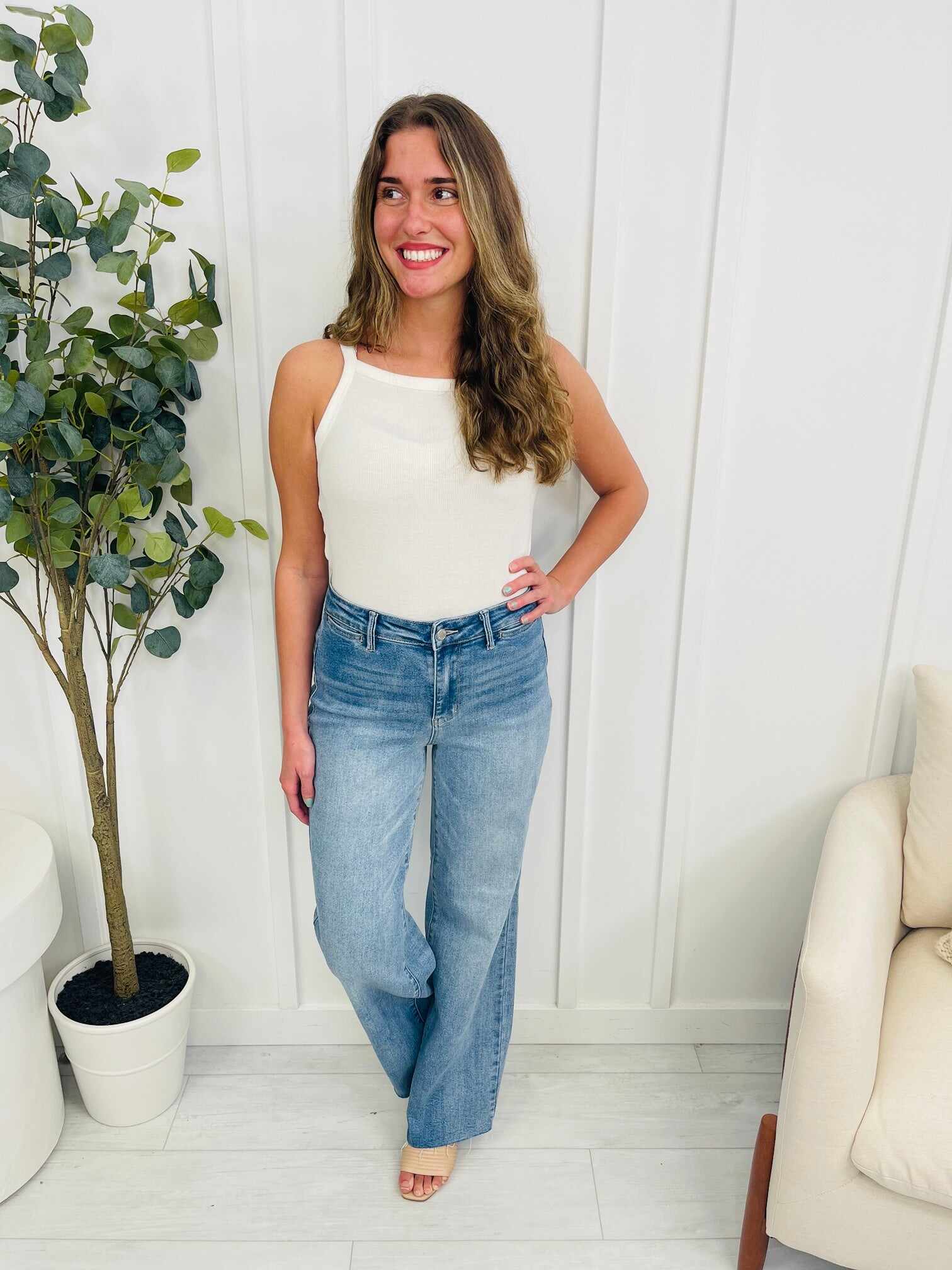 REG/CURVY Stand By Me Wide Leg Trouser Jeans