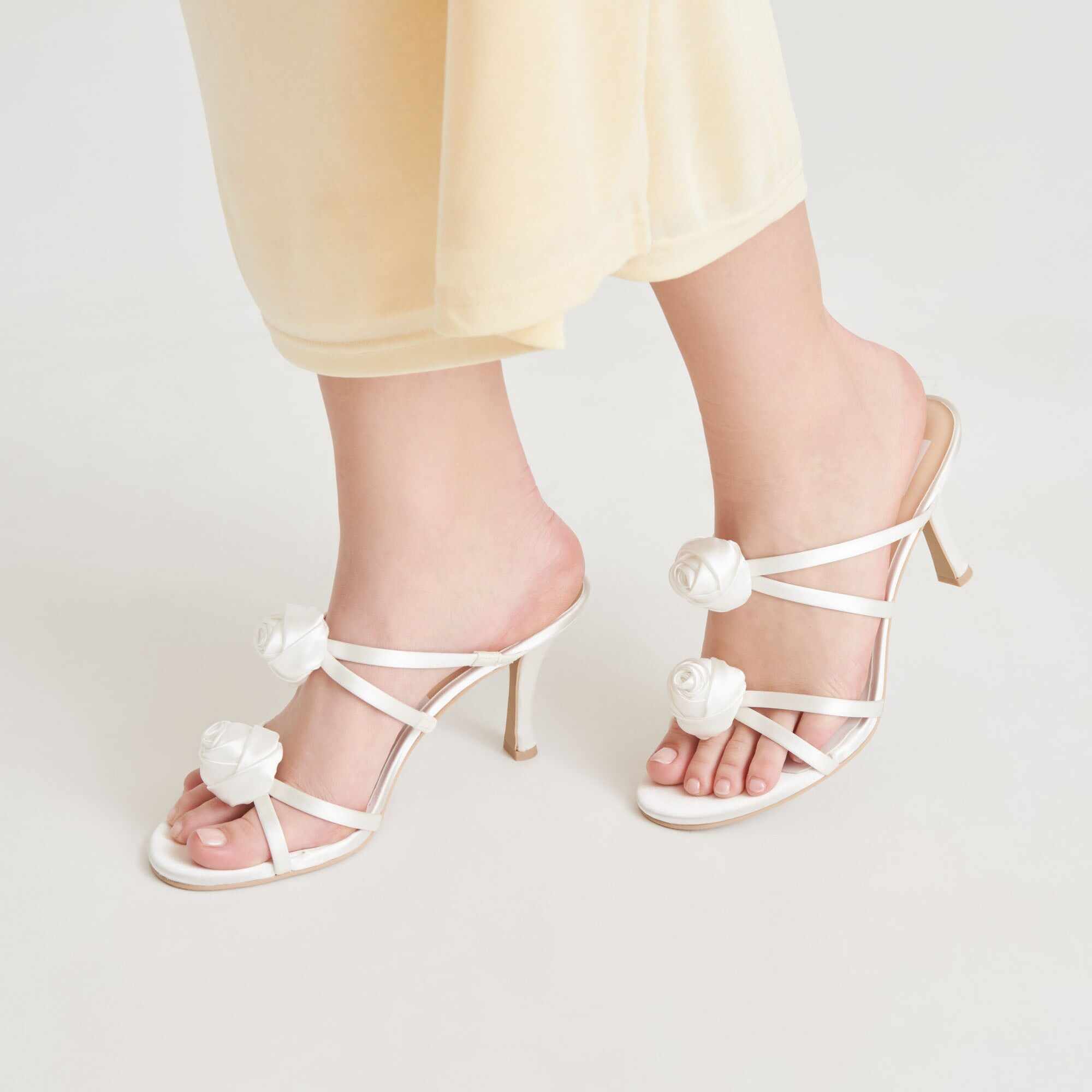 LINZY HEELS TRUE WHITE SATIN