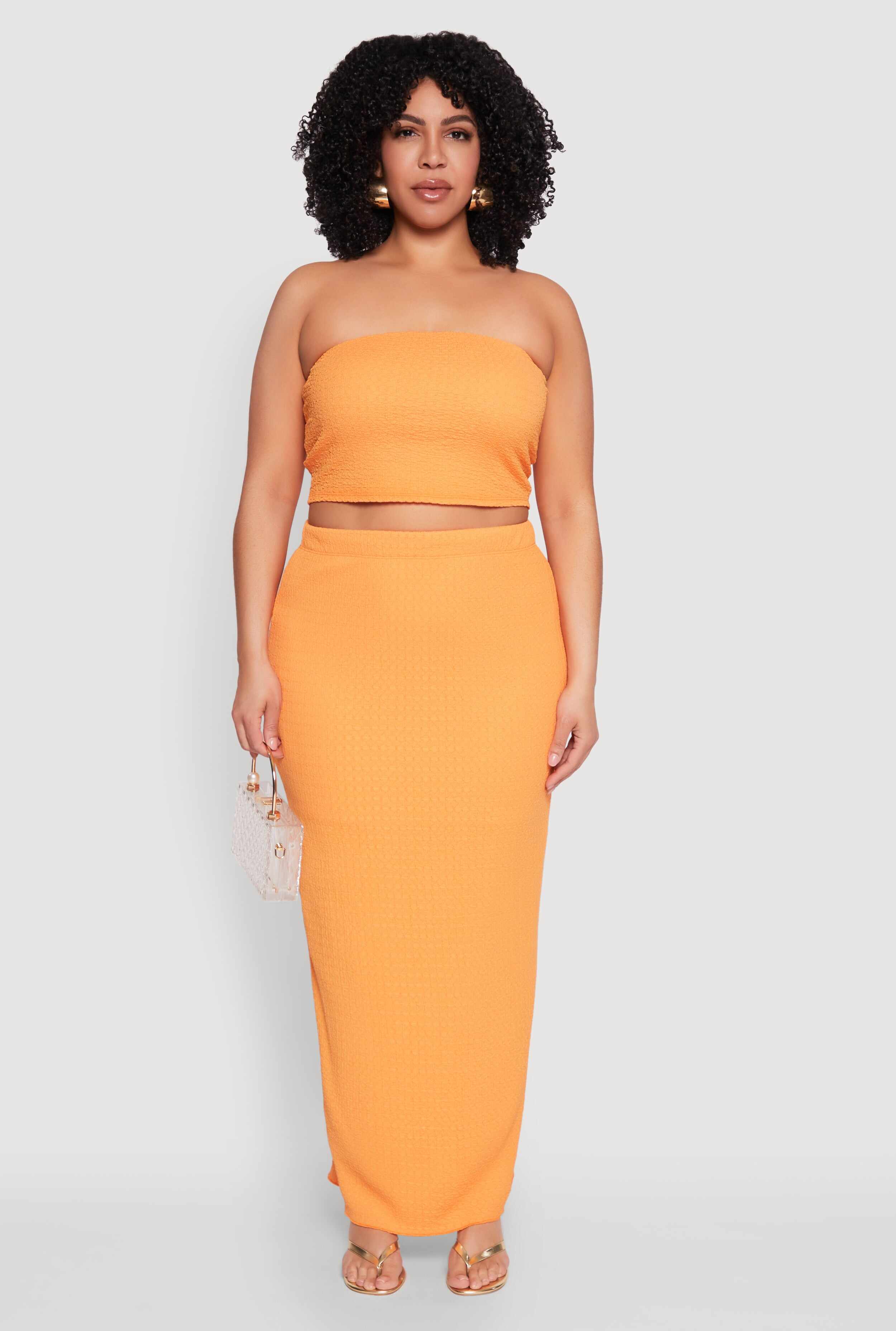 Plus Size Textured Knit Maxi Skirt