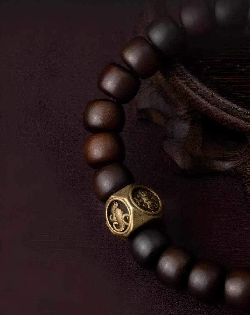 Pixiu and Four Symbols jujube wood bracelet