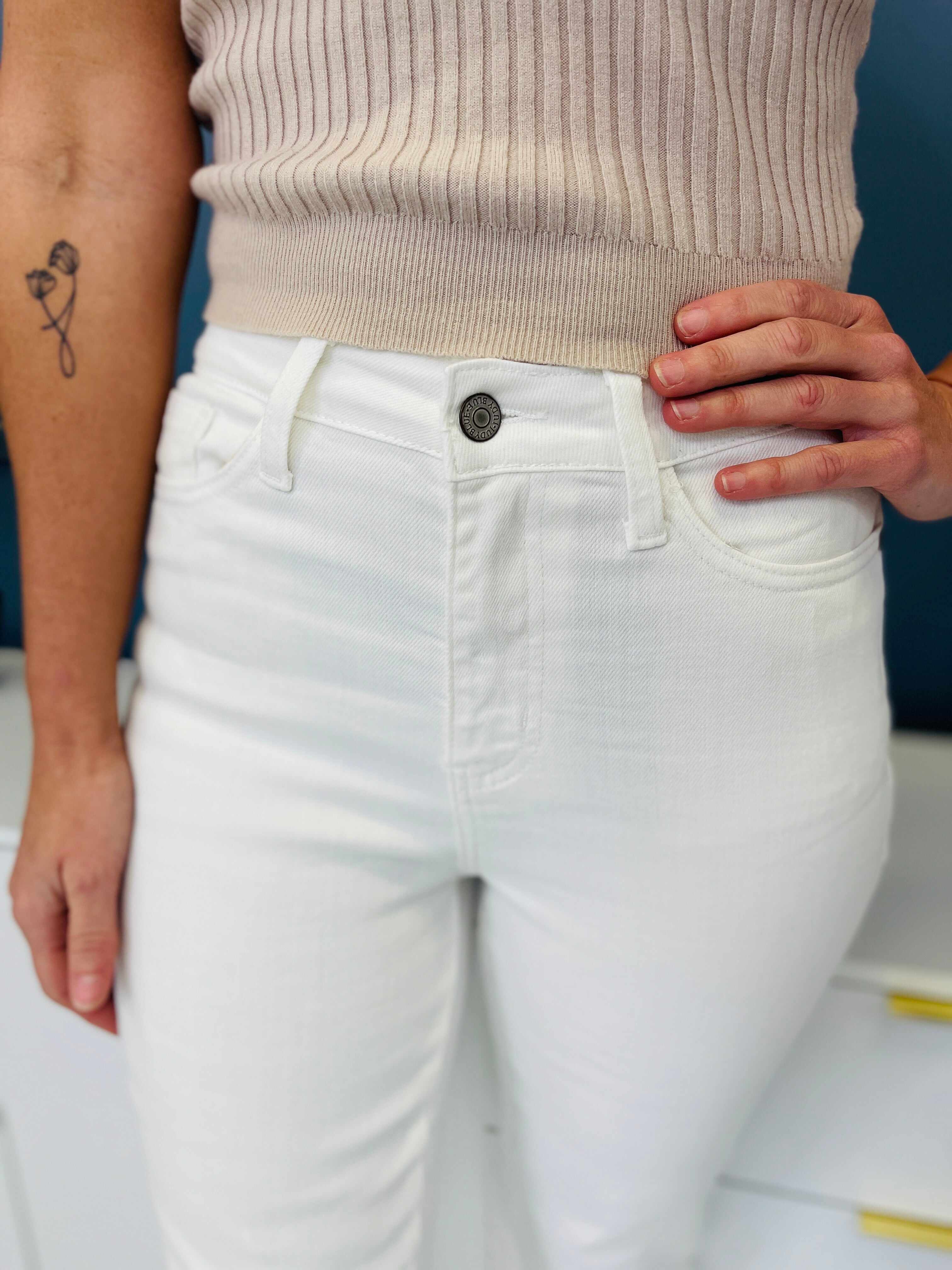 REG/CURVY Perfect Match White Double Cuff Boyfriend Jeans