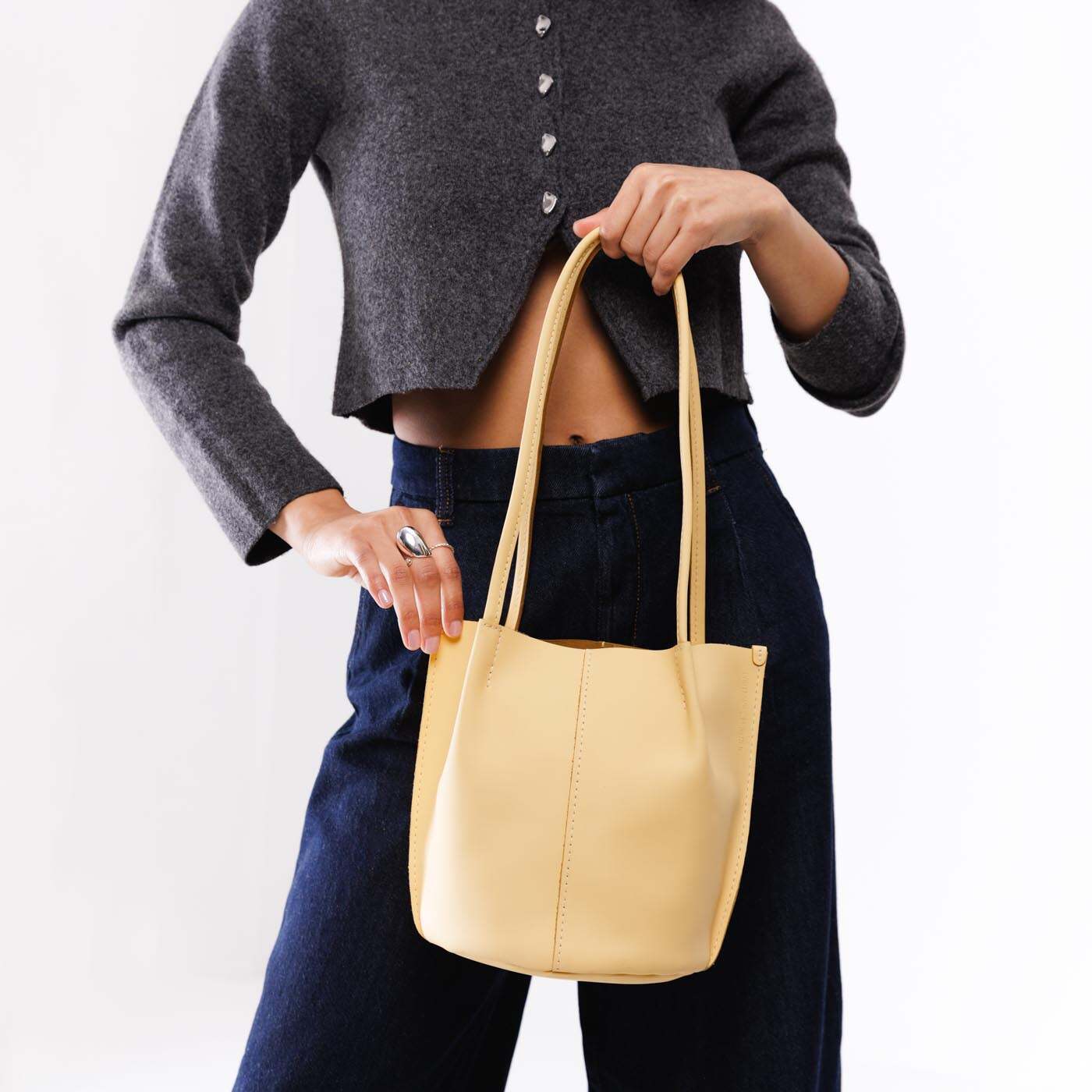 Devan Bucket Tote